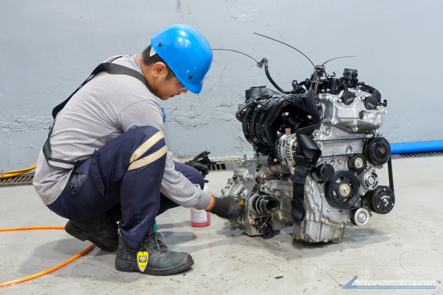 Toyota PH endorses professional vehicle dismantling facility in Naic, Cavite