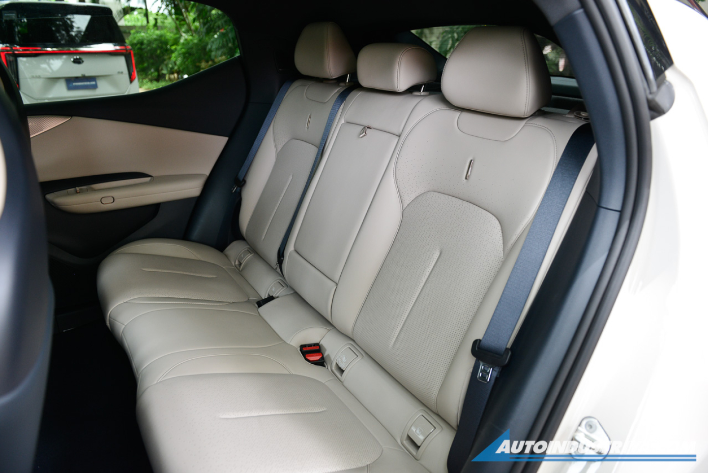 2025 Lynk & Co 02 HS