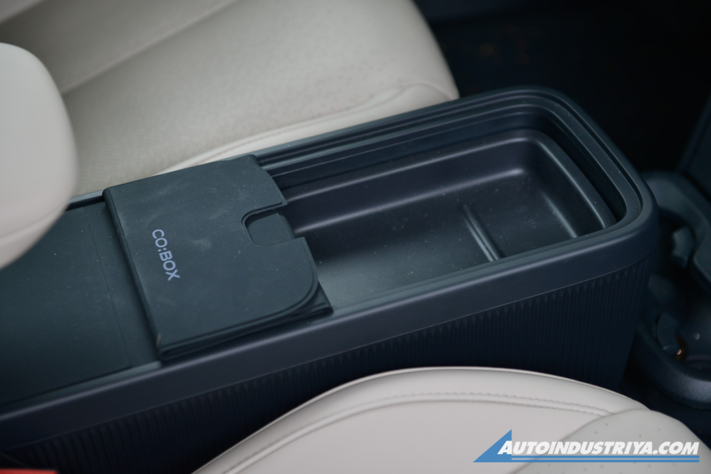 2025 Lynk & Co 02 HS