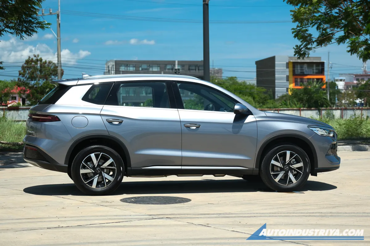2025 BYD Sealion 5