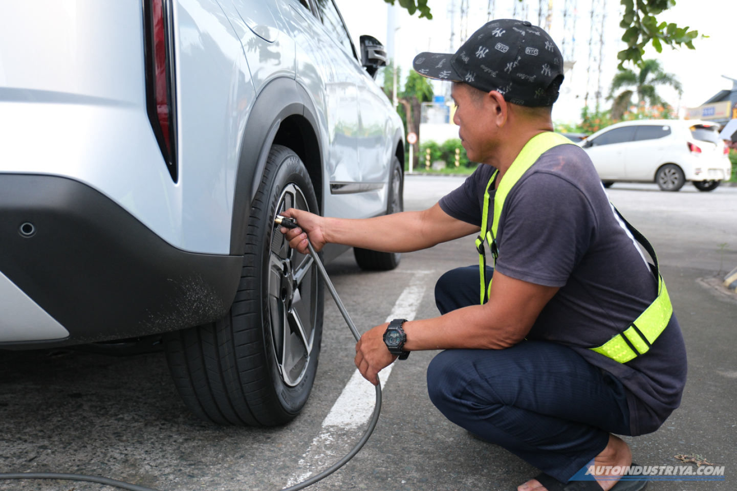 C5, E5 and the J7: which one is the most economical per kilometer?