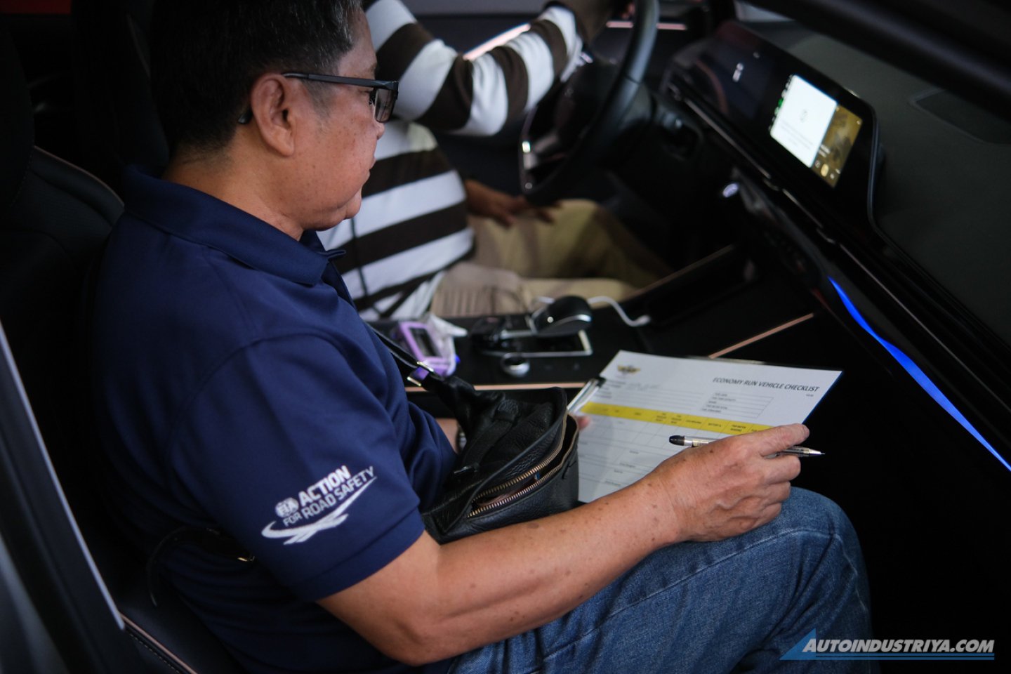 C5, E5 and the J7: which one is the most economical per kilometer?