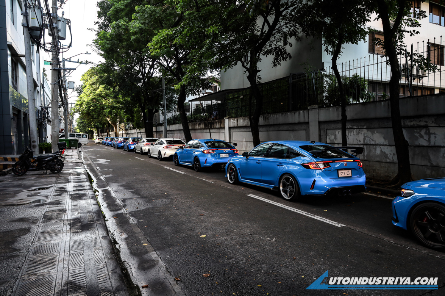 tRophy - For the love of the red R badge