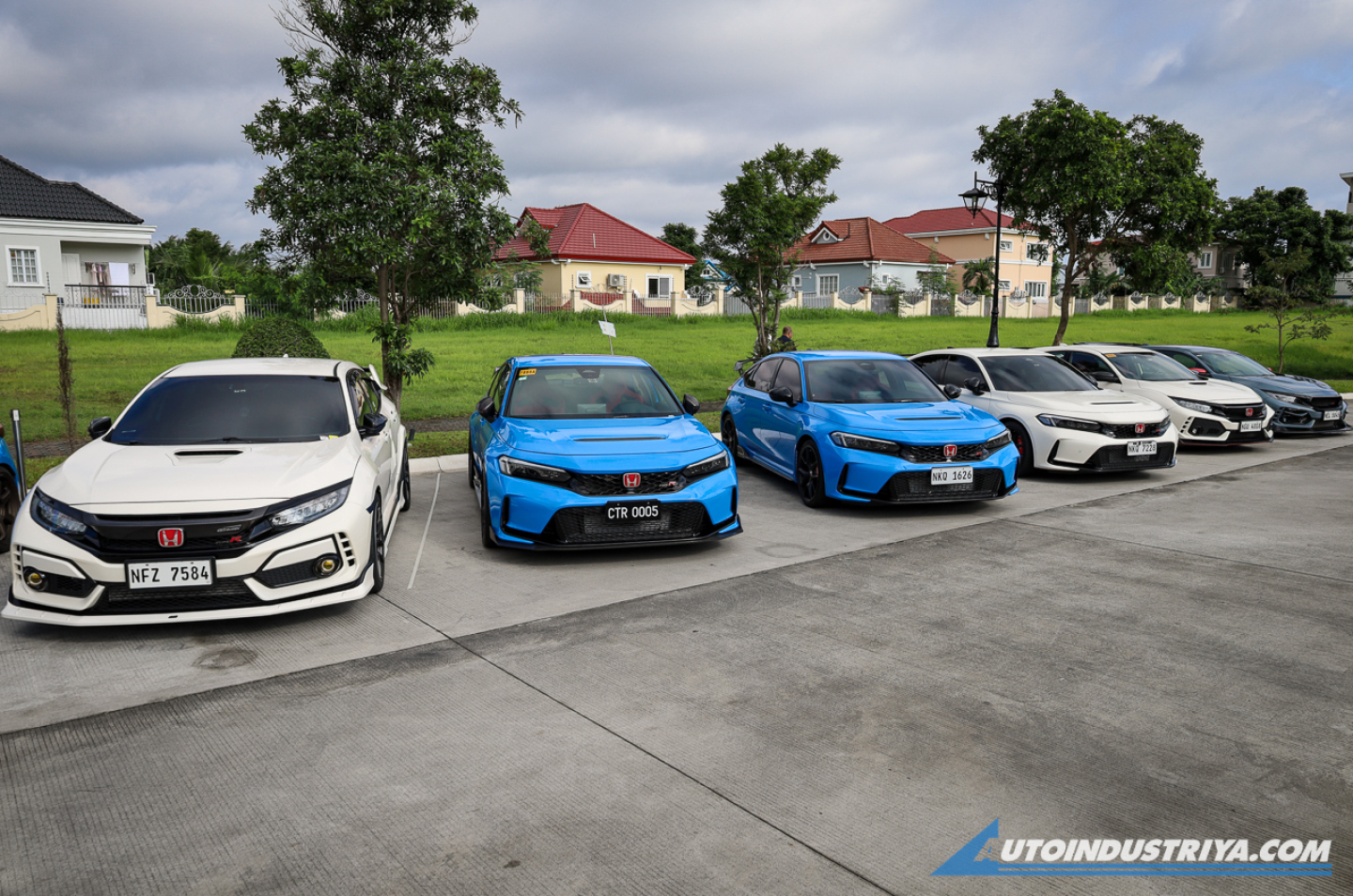 tRophy - For the love of the red R badge