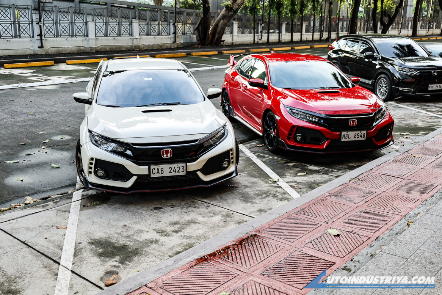 tRophy - For the love of the red R badge