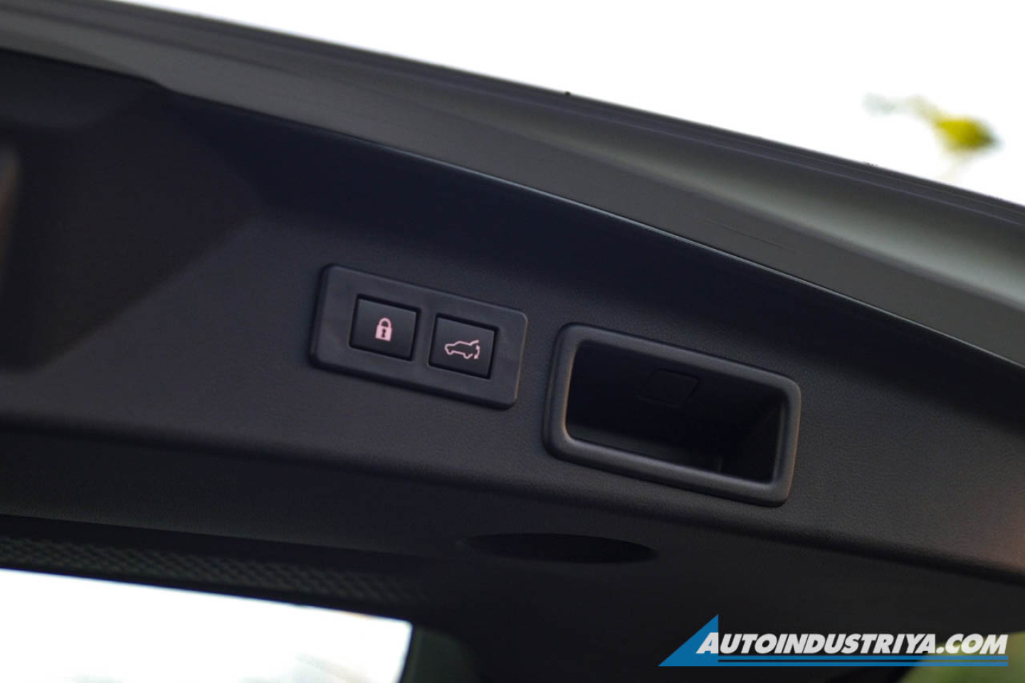 Subaru Forester e-Boxer Hybrid: Electrified to go the distance