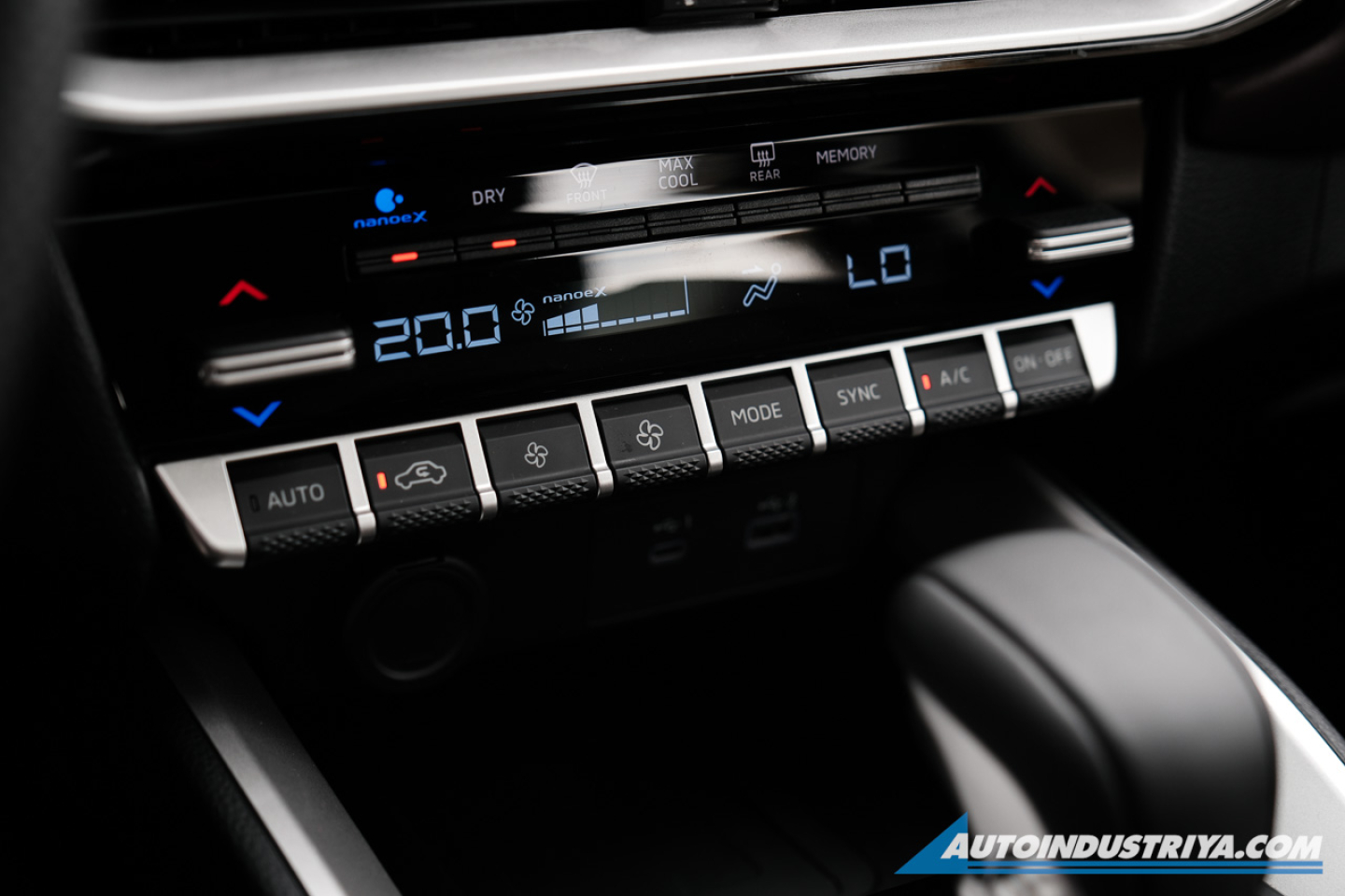 Premium SUV Driving meets MPV practicality: 2026 Mitsubishi Destinator