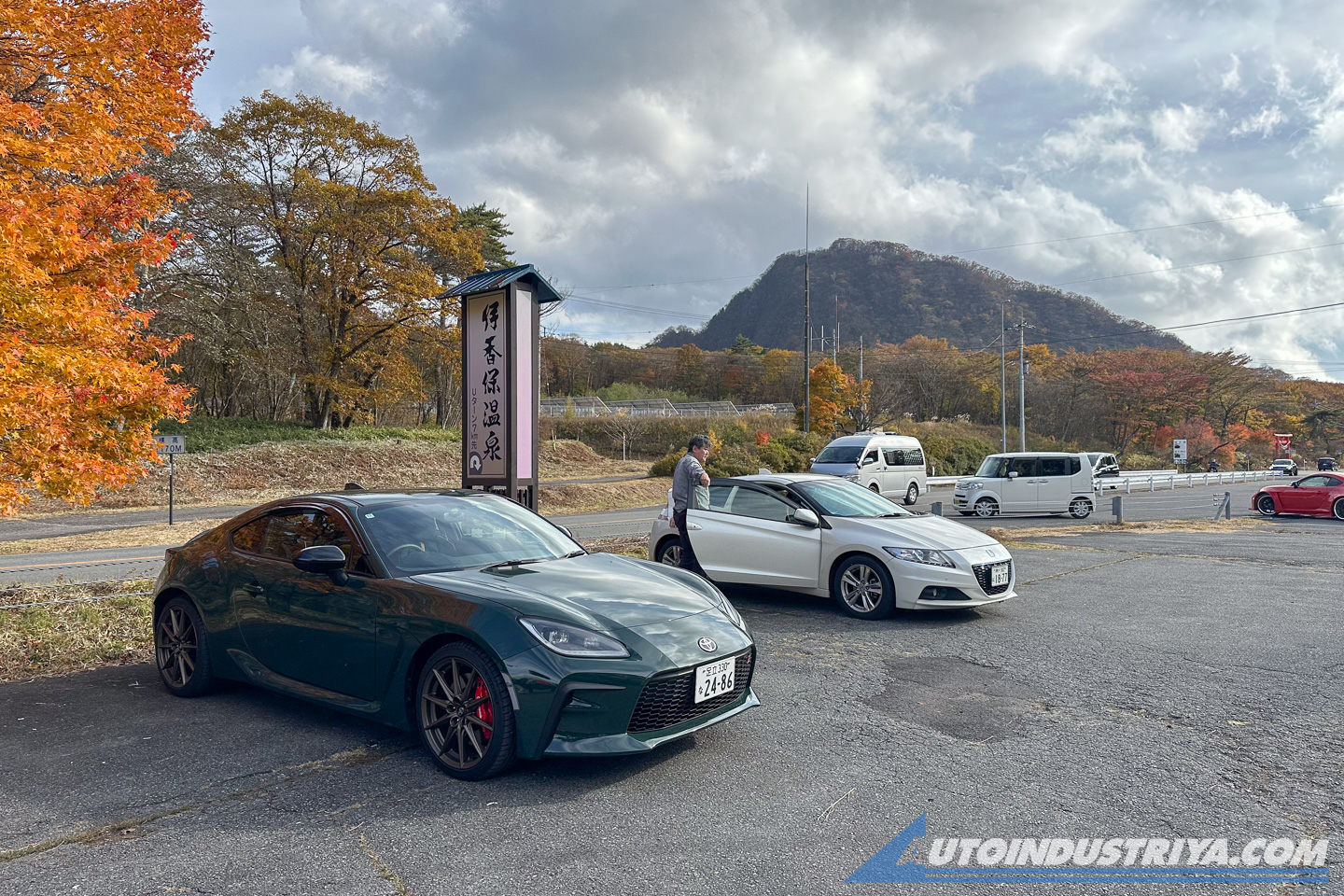 Initial Dreamers: We rent this Toyota Yaris HEV to drive Mount Akina and Akagi