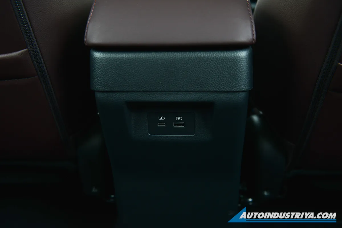 2026 Mitsubishi Xpander Cross (no text yet)