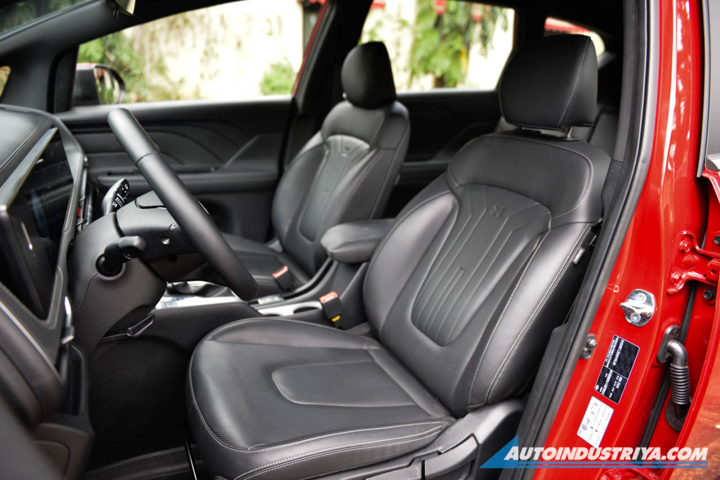 Hyundai Stargazer X: Form and function for the modern family