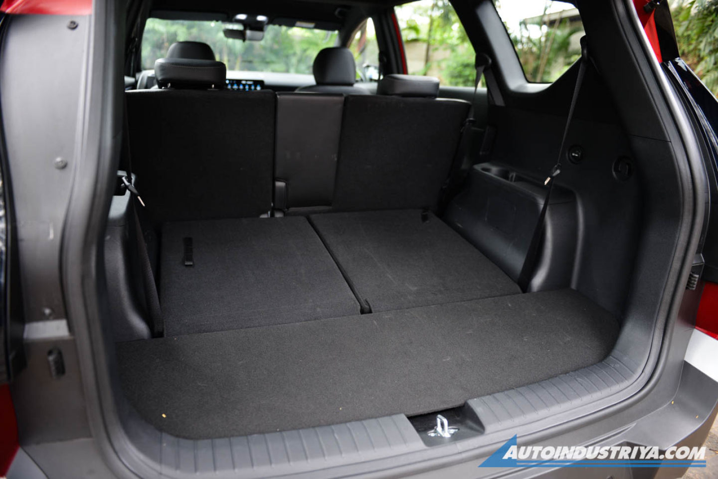 Hyundai Stargazer X: Form and function for the modern family