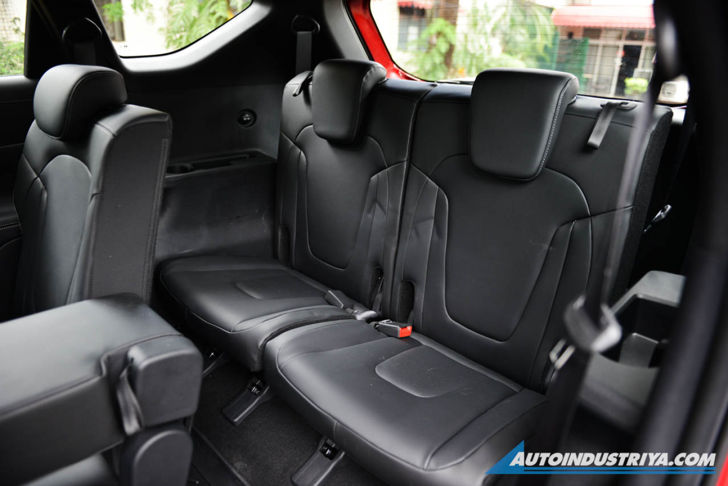 Hyundai Stargazer X: Form and function for the modern family