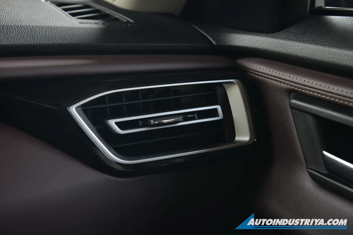 Mitsubishi Destinator