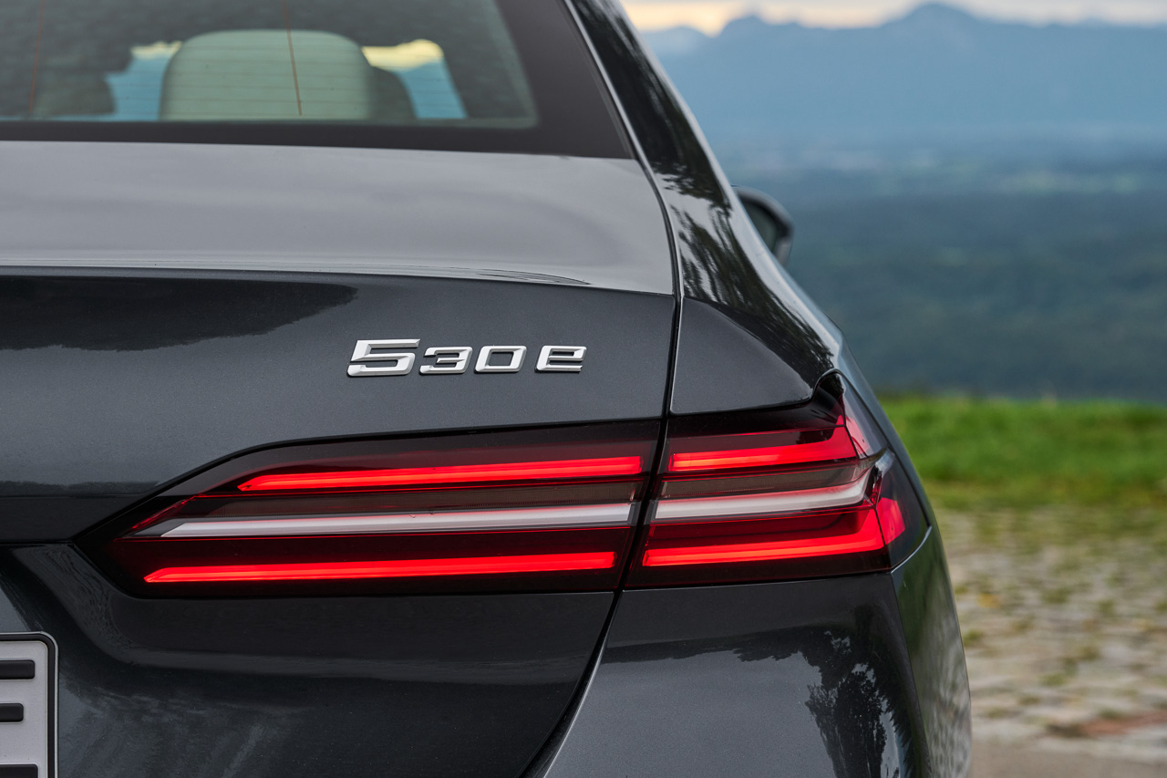 BMW 3 Series, 5 Series to get PHEV versions in PH