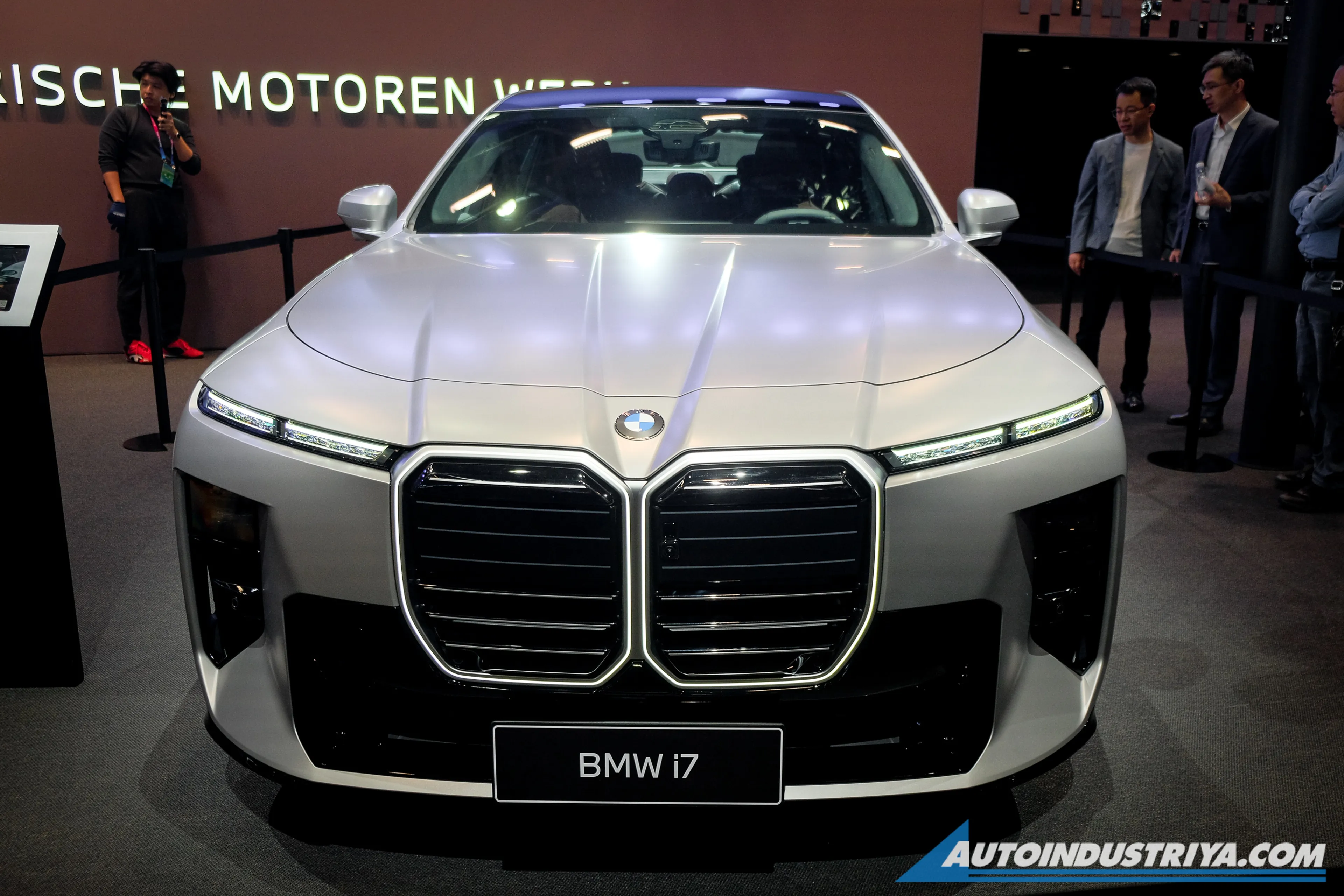 2027 BMW 7 Series gets one heck of a (Neue Klasse) makeover