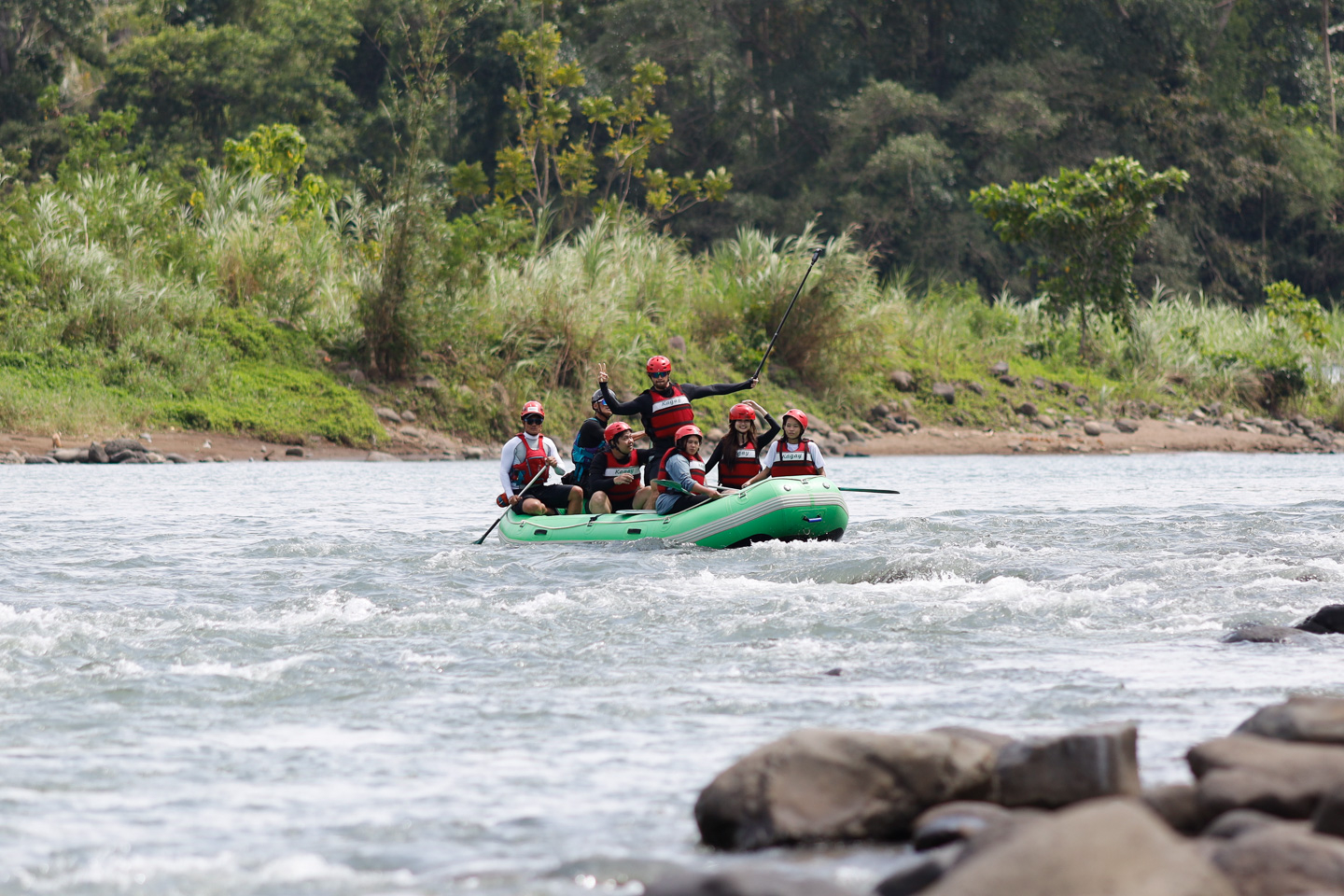 BYD â€œDrive Electric, Love Pinasâ€ campaign sets two Guinness World Records