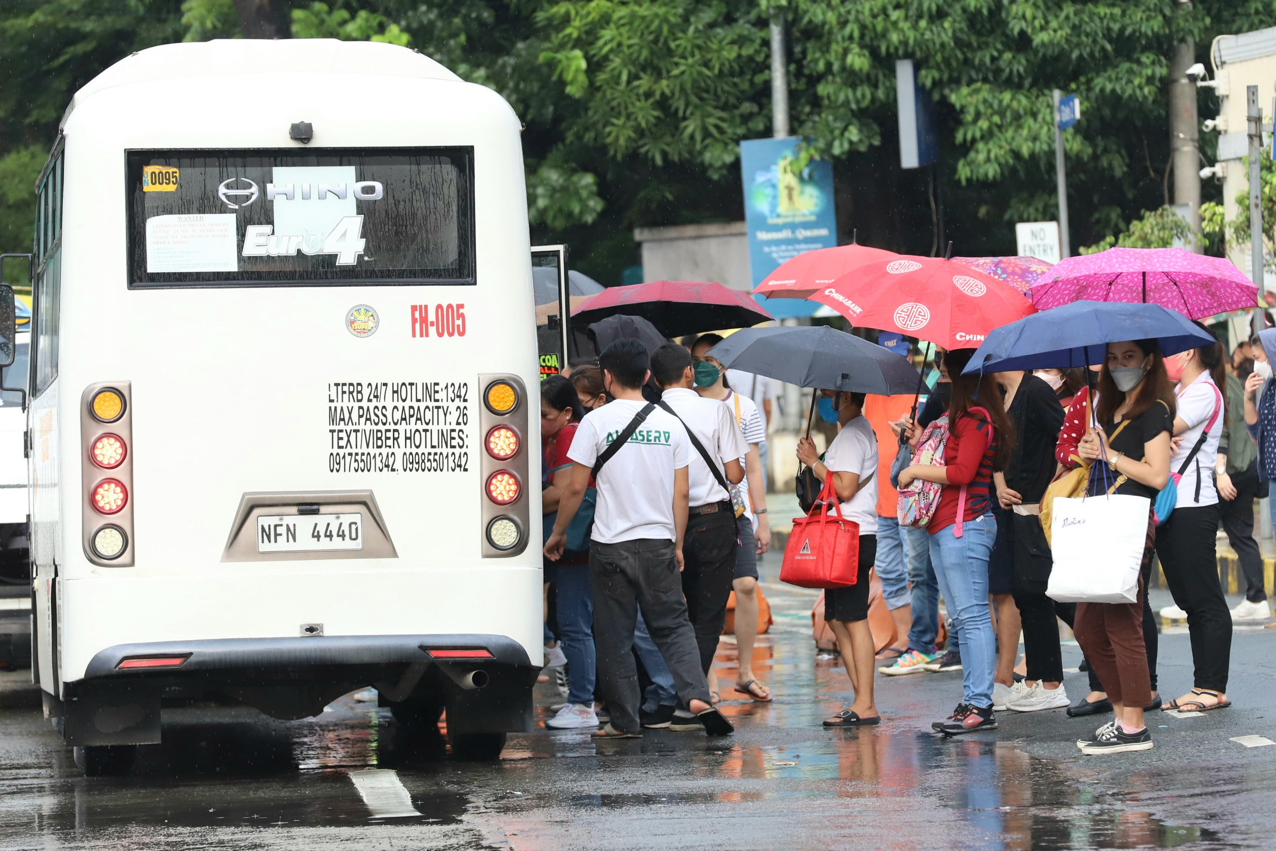 LTFRB removes hearings, newspaper notices for PUV franchise renewals