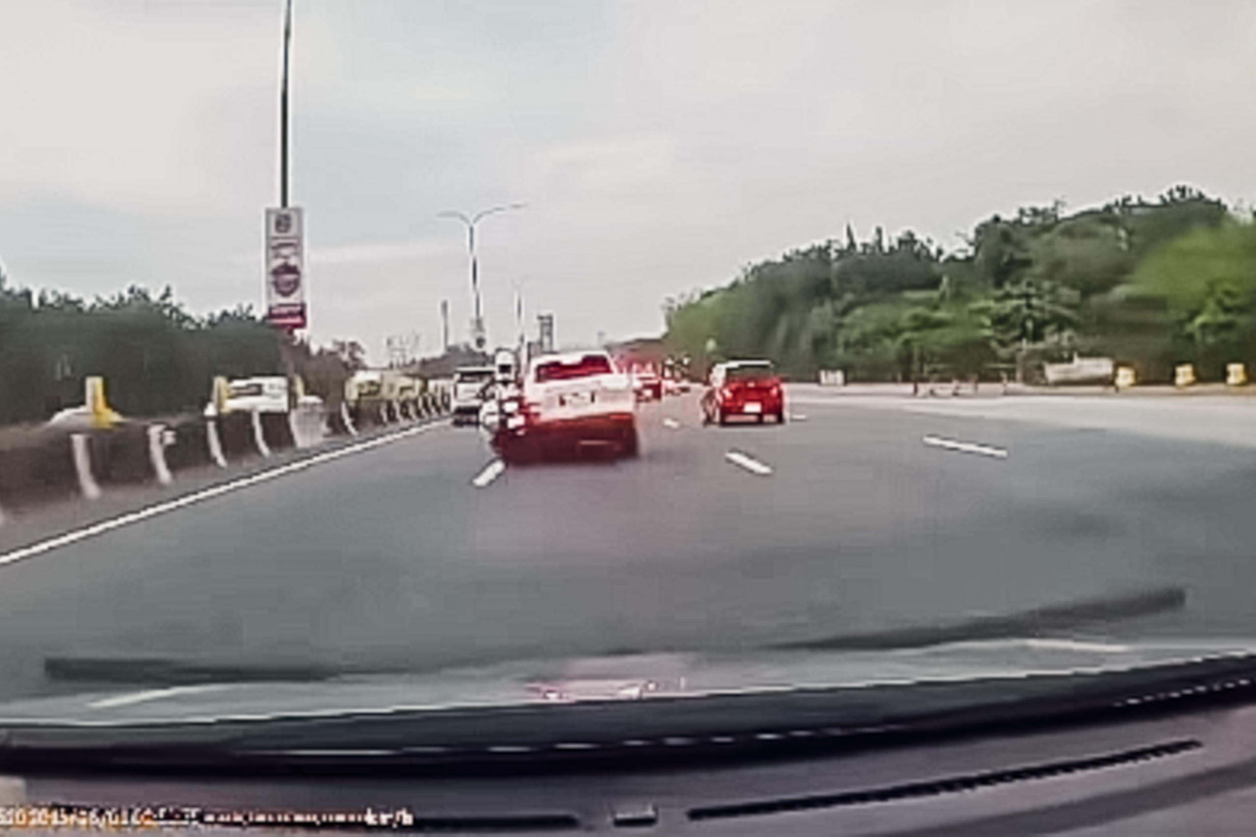 Authorities hunt down SUV driver in SLEX hit-and-run involving HPG rider