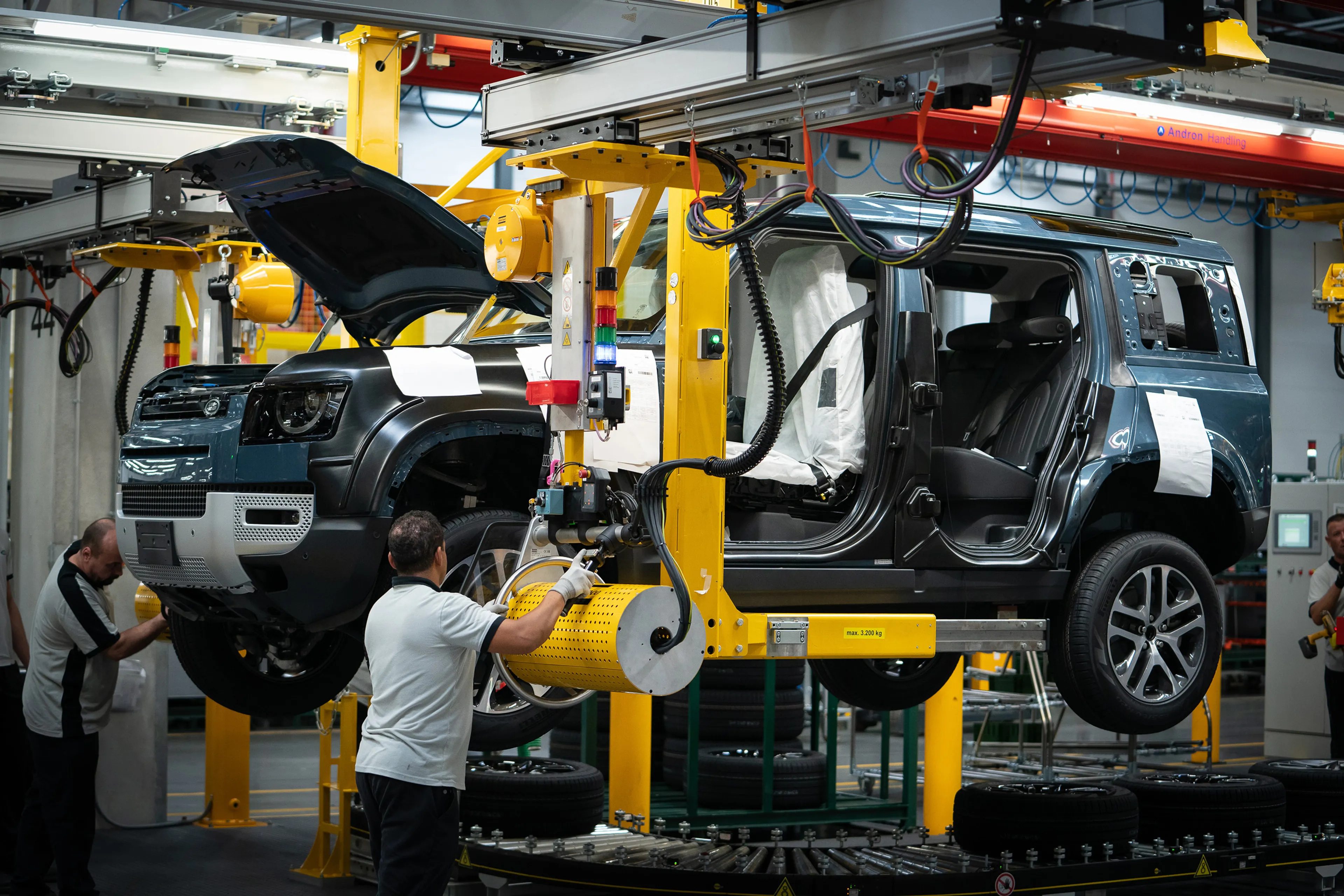 Jaguar Land Rover looks to Stellantis to build Defenders for US market