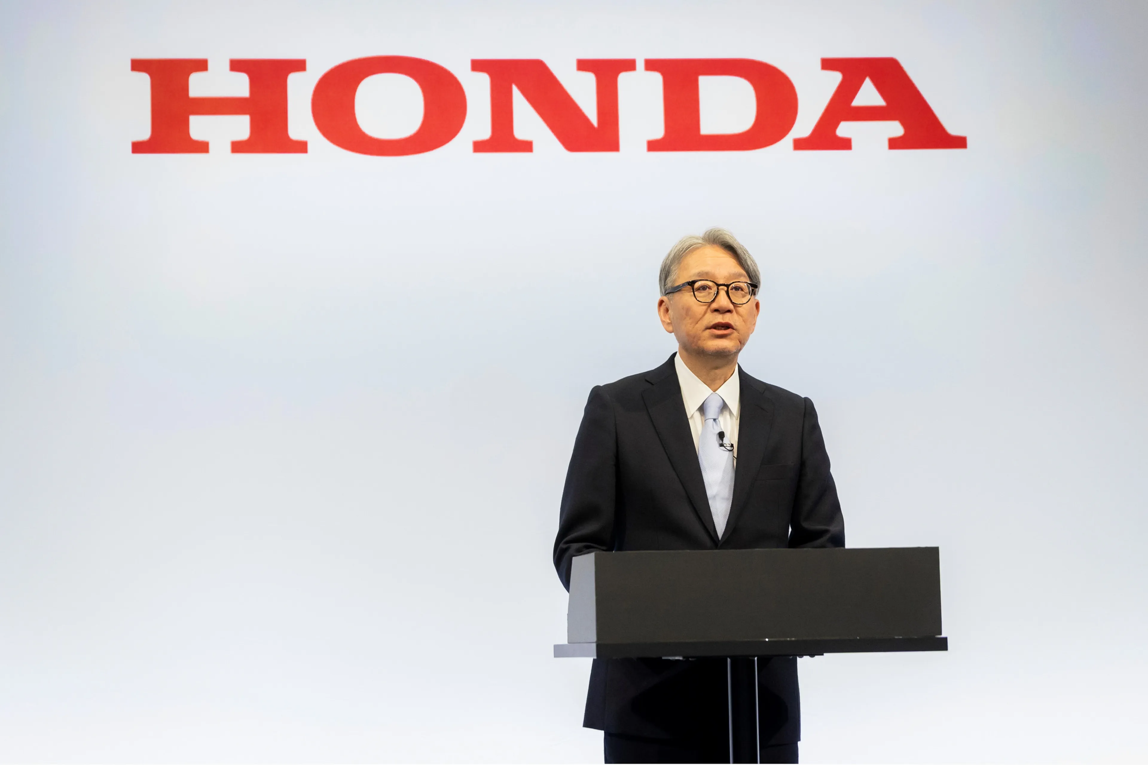 Honda CEO apologizes at shareholder meeting, defends U-turn away from BEVs