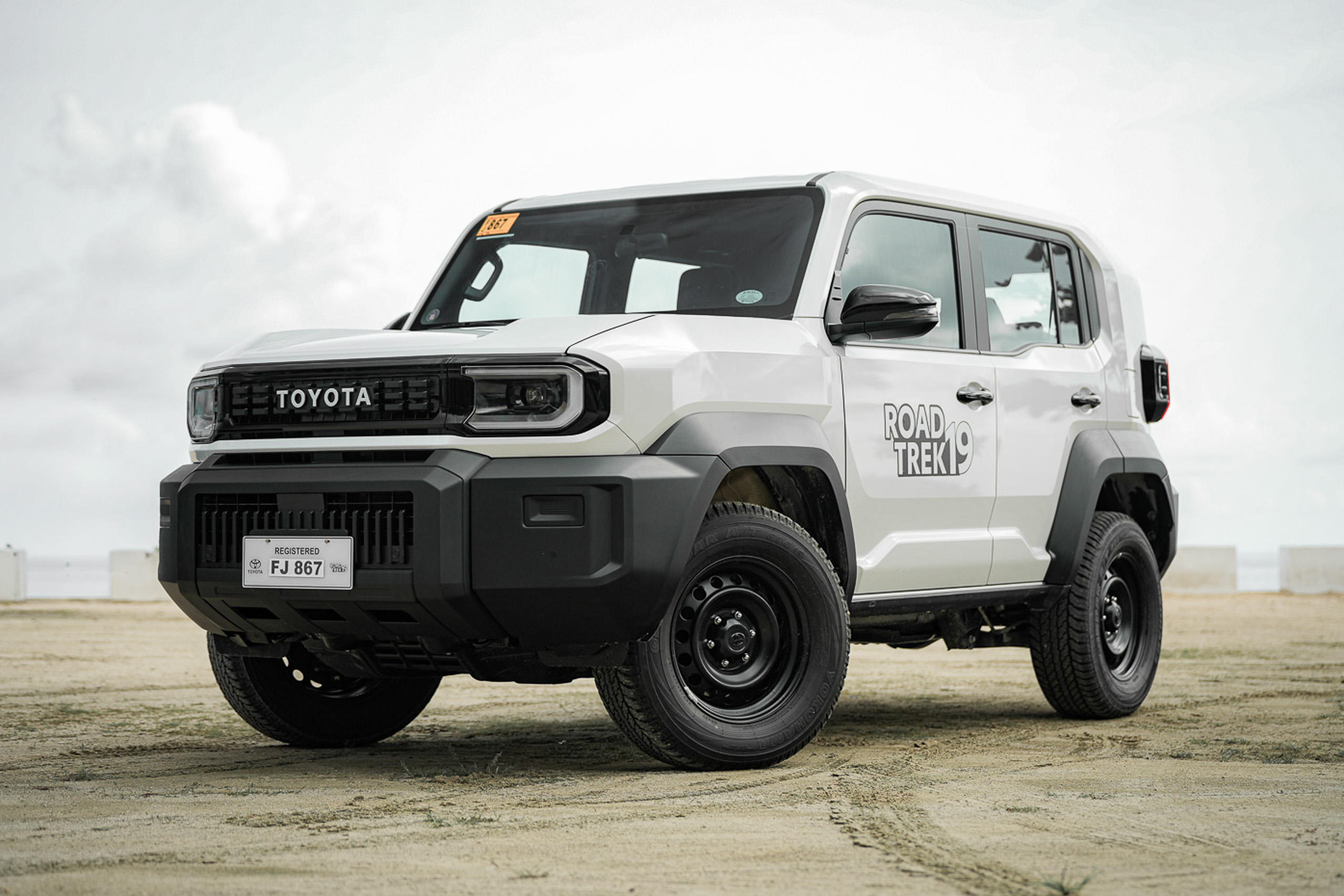 Toyota PH begins retail sales of Land Cruiser FJ