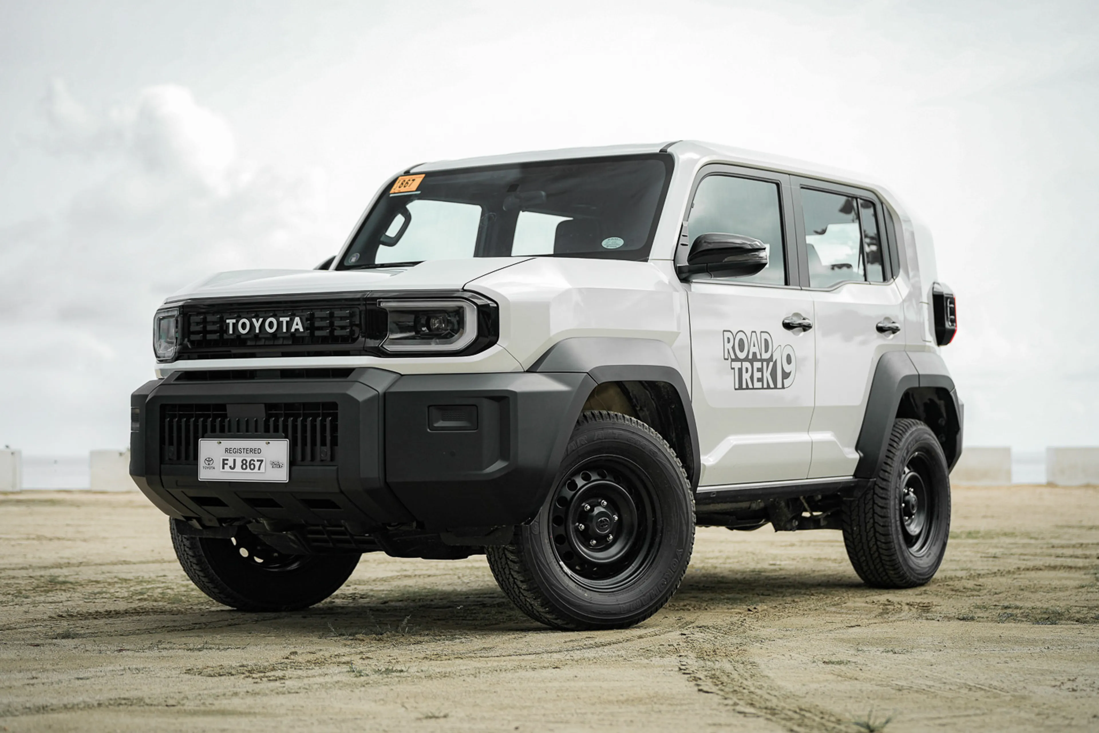 Toyota PH begins retail sales of Land Cruiser FJ