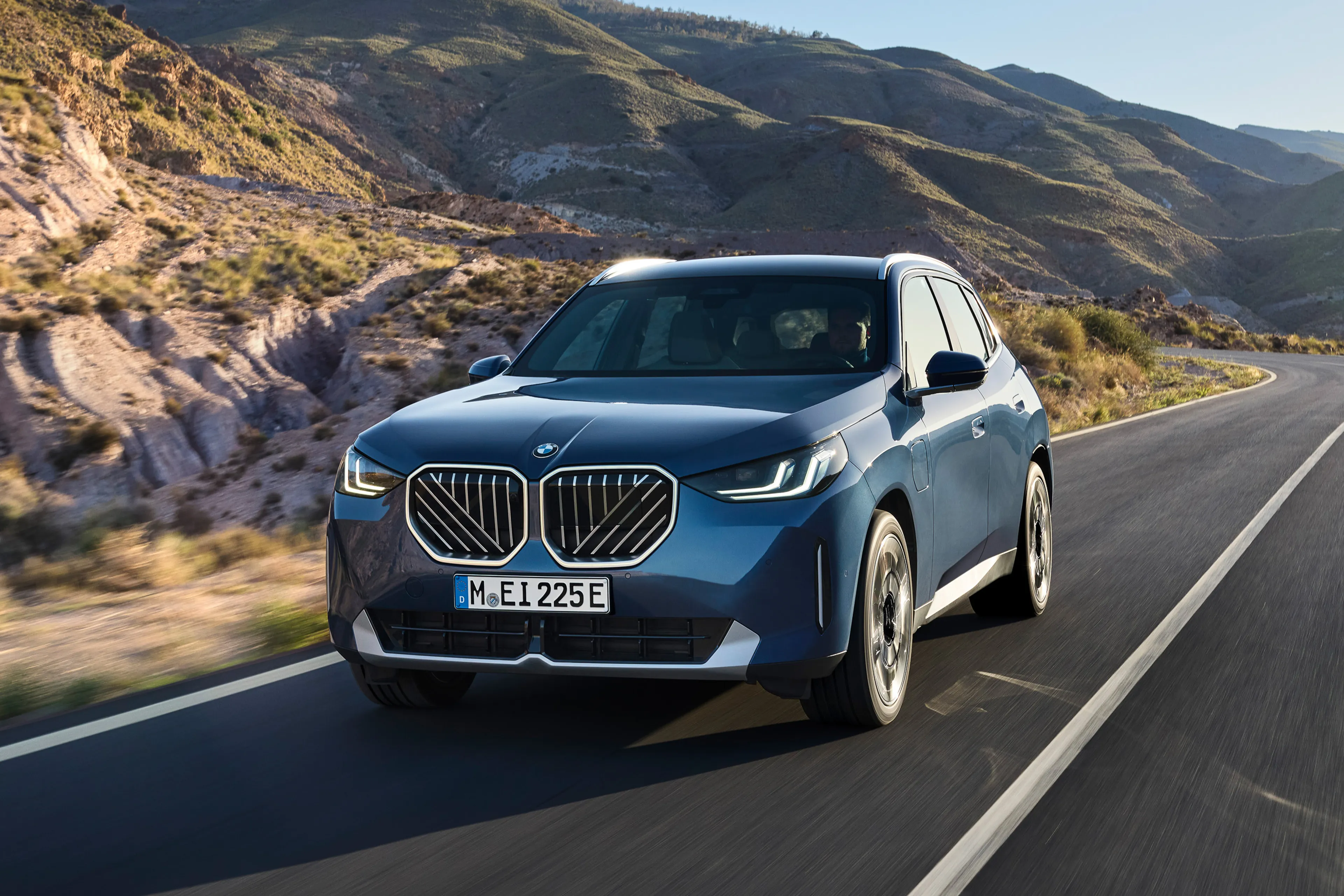 BMW X3 30e xDrive xLine is yours for PHP 4.498M