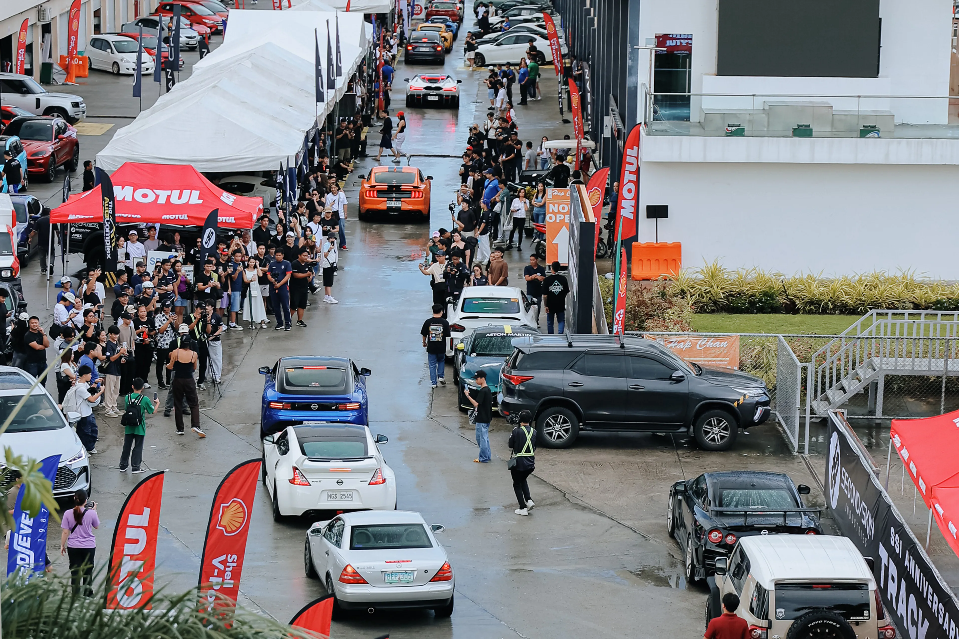 Second Skin Industries hosts fun filled track day at Clark International Speedway