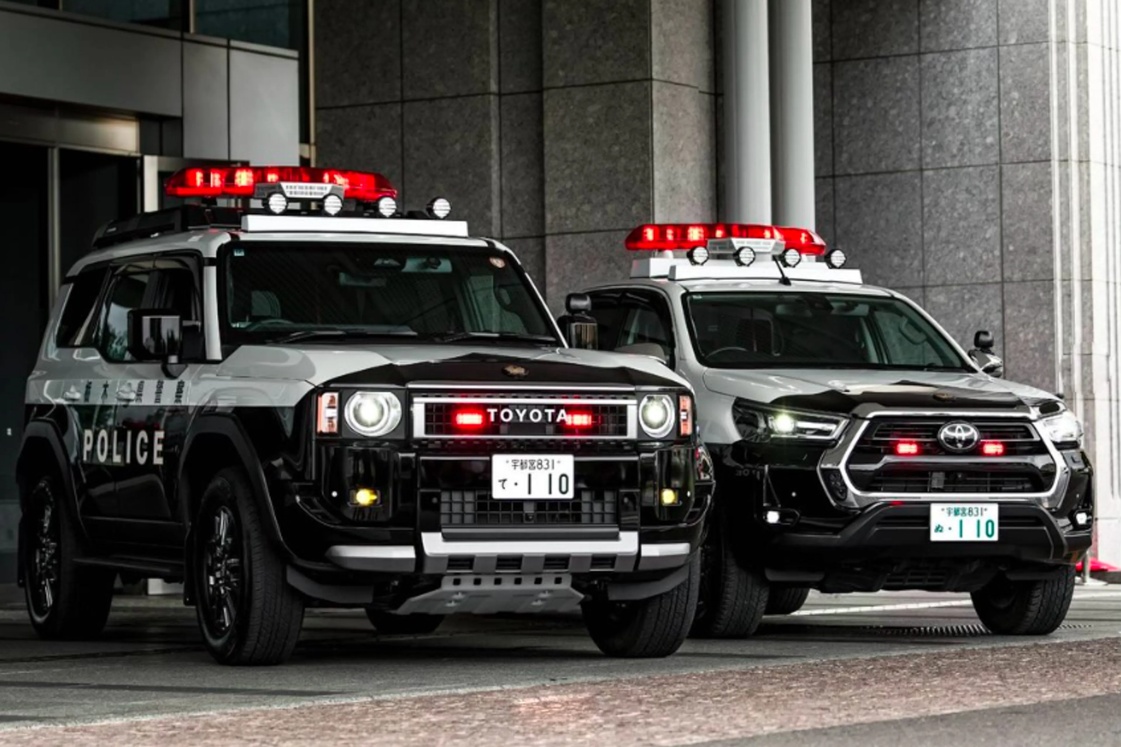 Toyota Land Cruiser Prado & Hilux join Tochigi Prefectural Police force