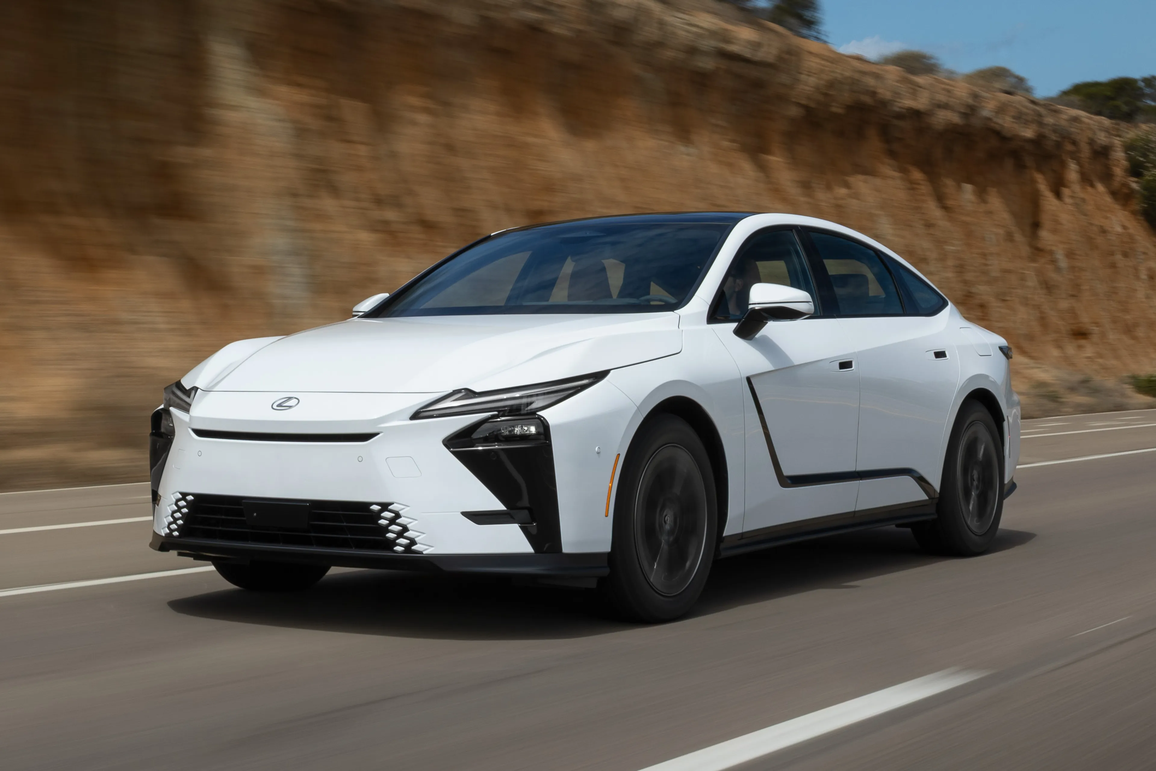 All-new Lexus ES 350h now on DOE's recognized list of hybrids
