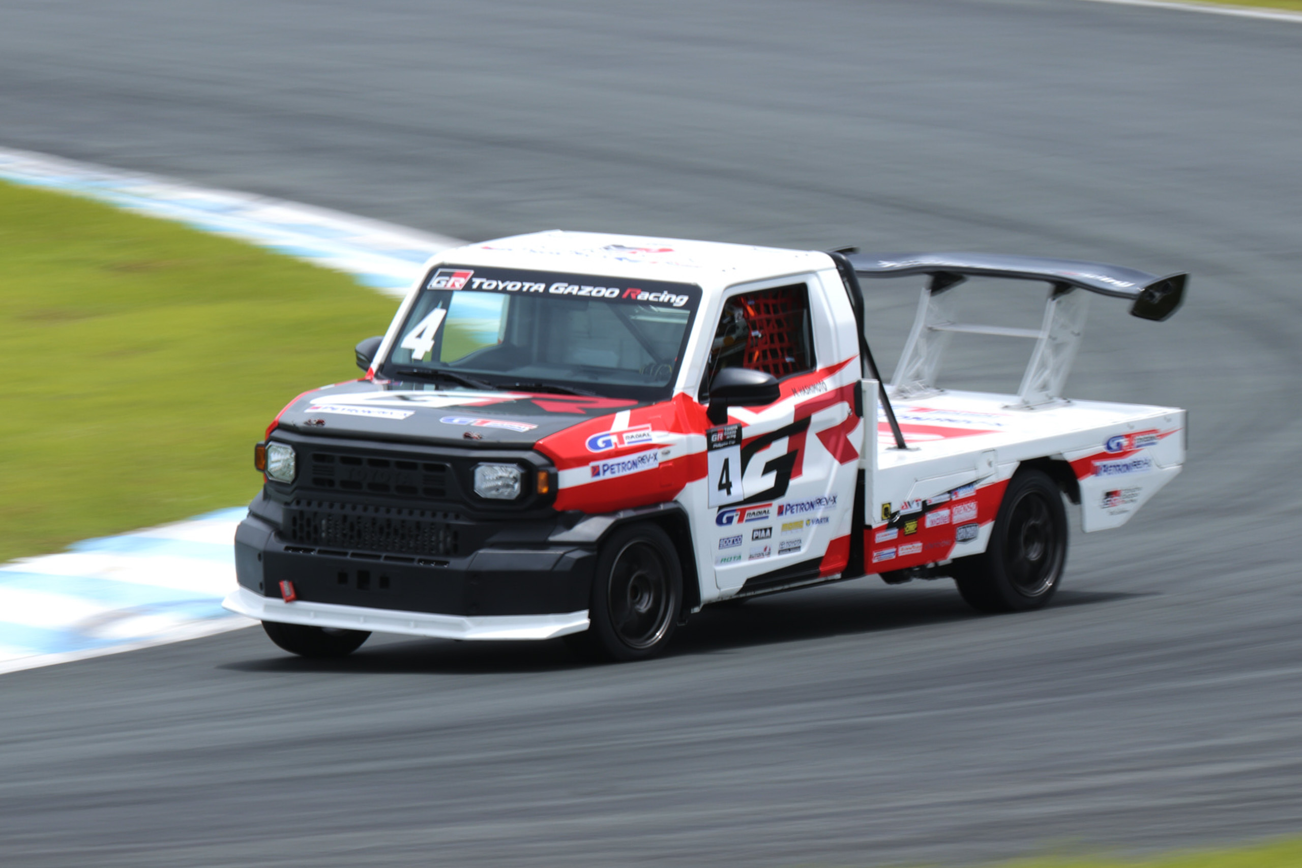 Toyota PH completes successful biofuel testing at TGR Philippine Cup RW2