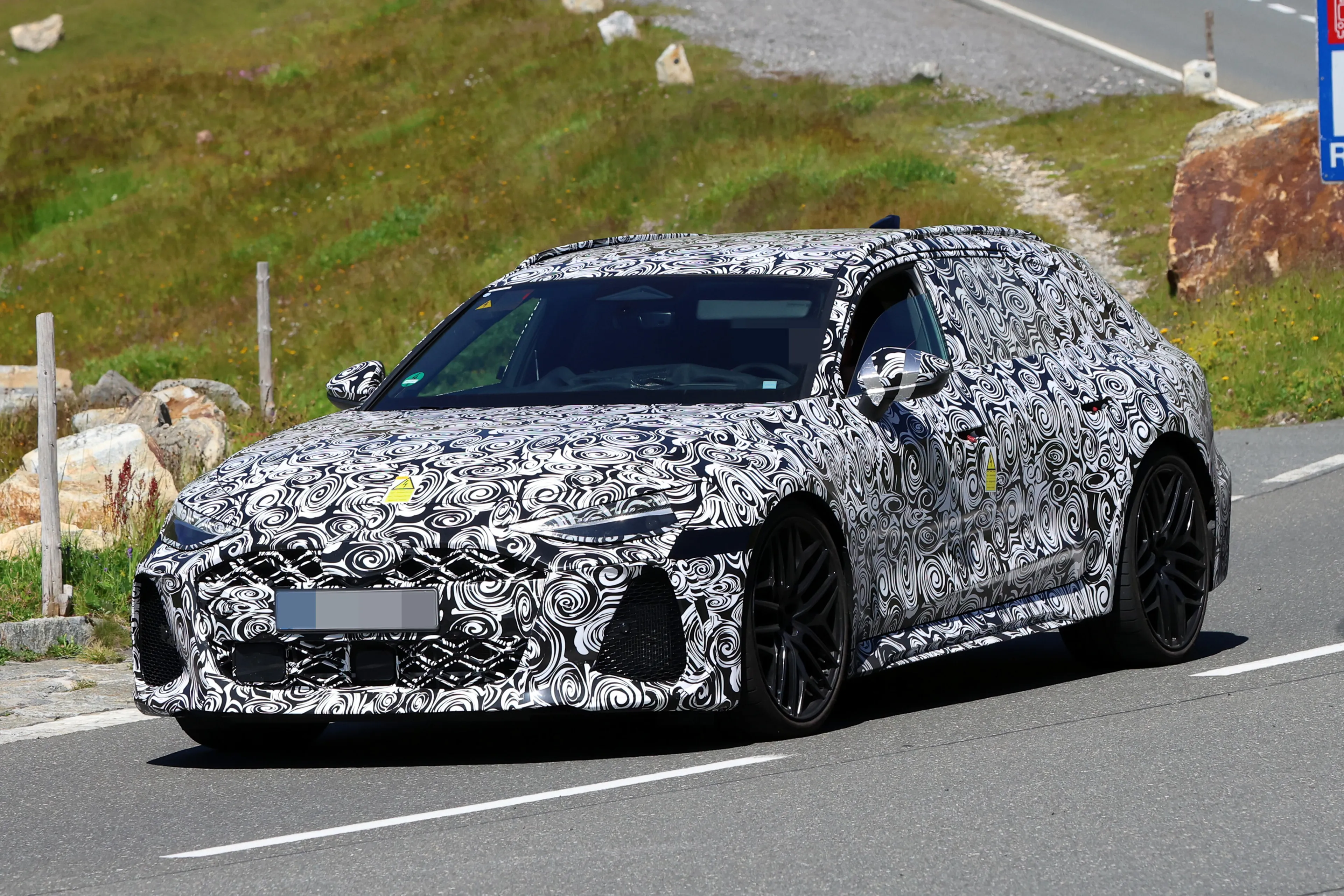 Audi spied testing 2027 RS 6 Avant PHEV
