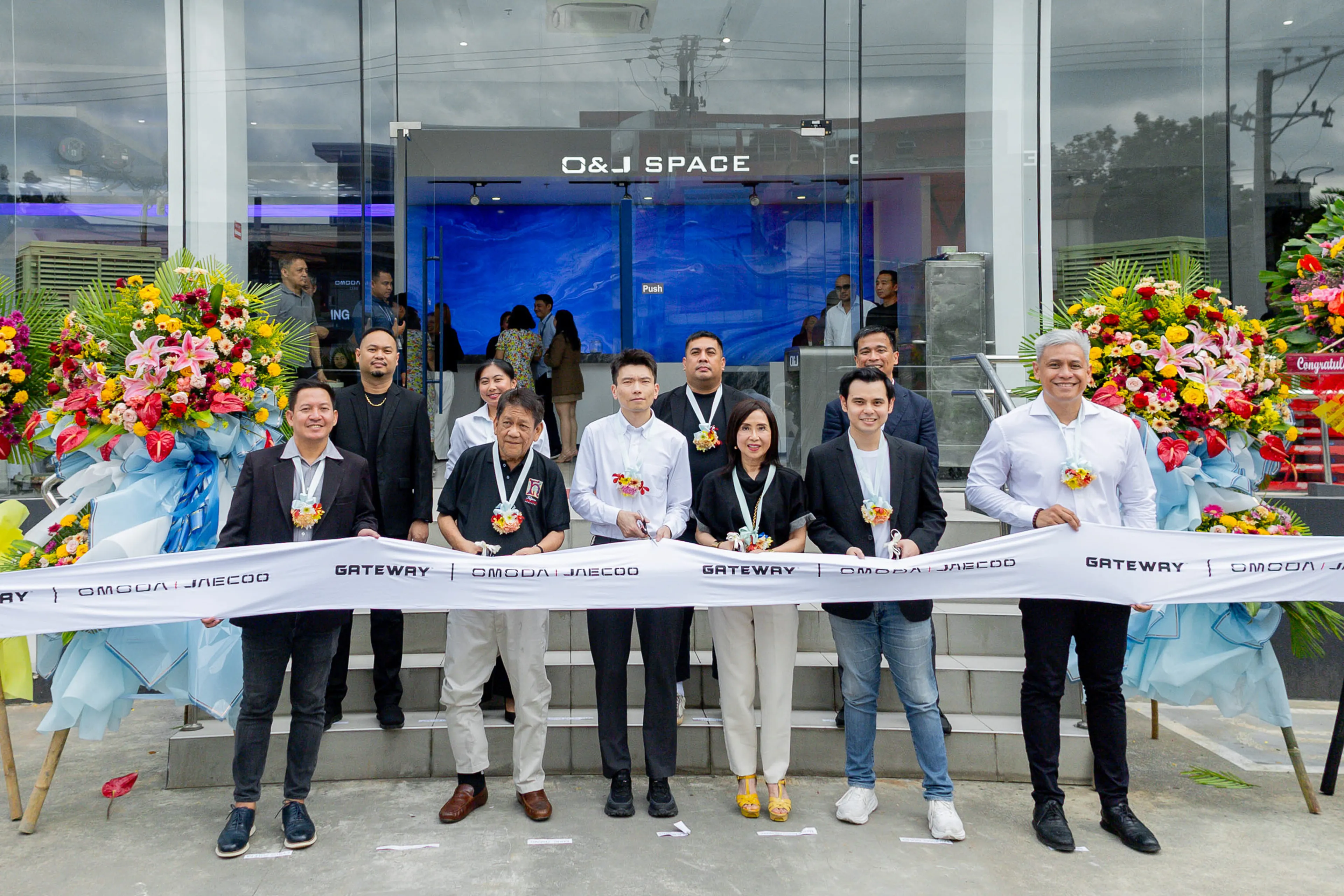Omoda & Jaecoo PH opens new dealerships in Cebu and Davao
