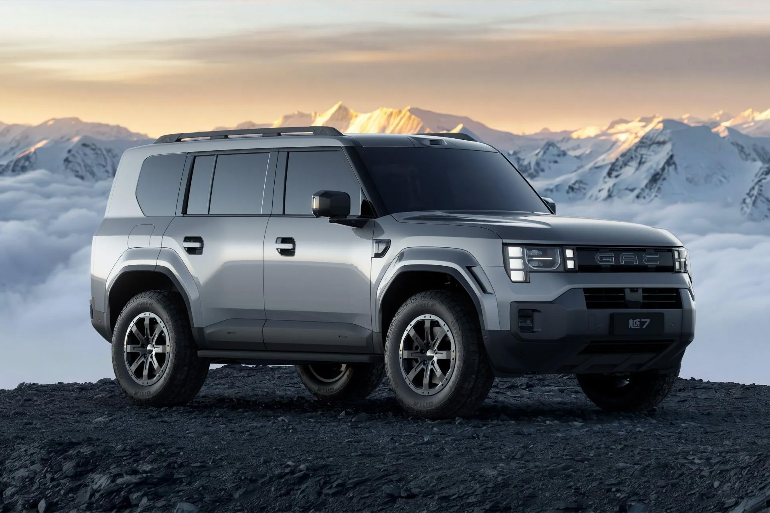 GAC Yue 7 is a Defender-esque PHEV SUV with a touch of Neue Klasse inside