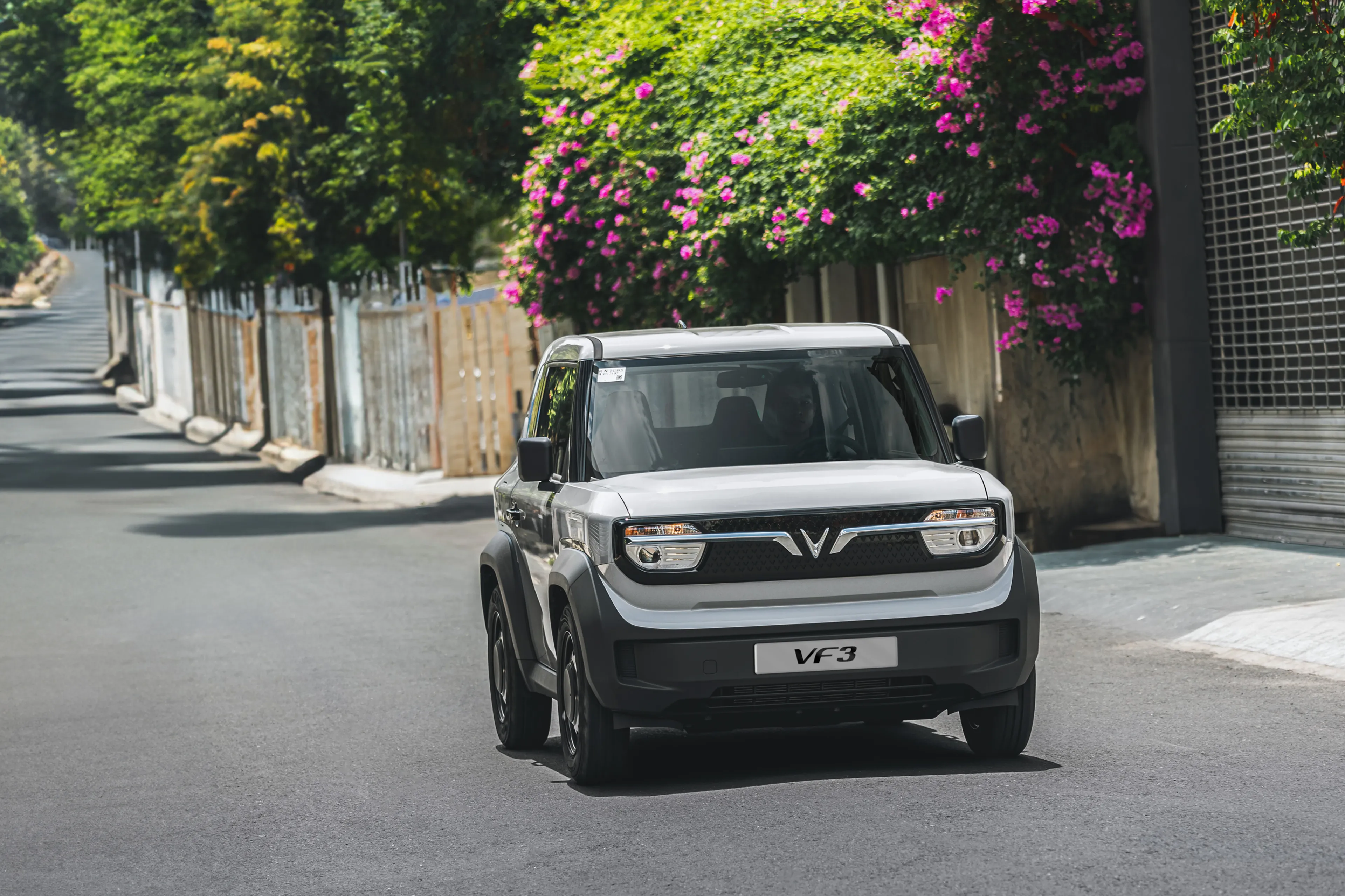 VinFast gives EV buyers up to 10 years vehicle and battery warranty