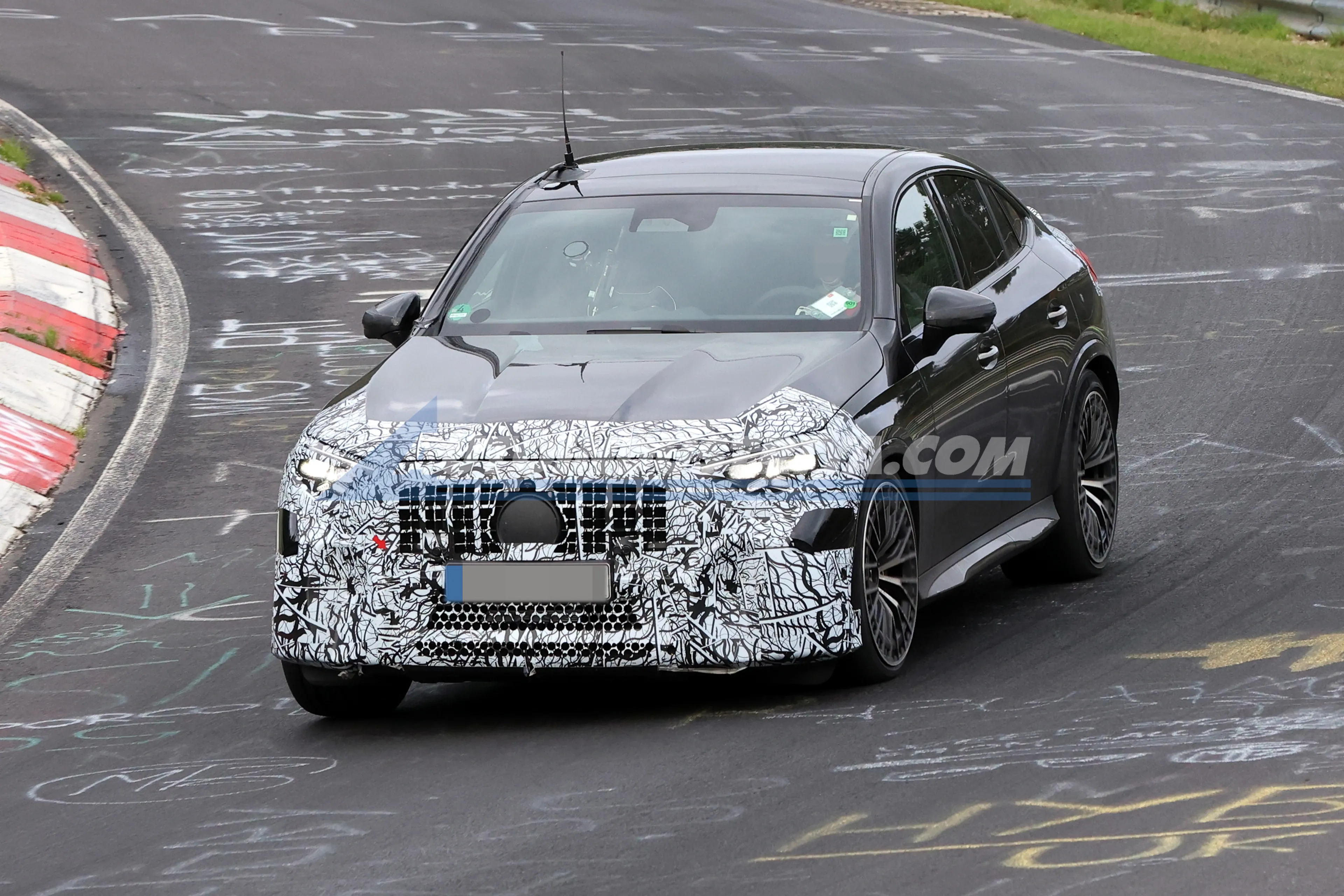 SPIED: Mercedes-AMG putting final touches to 2027 GLC Coupe facelift?