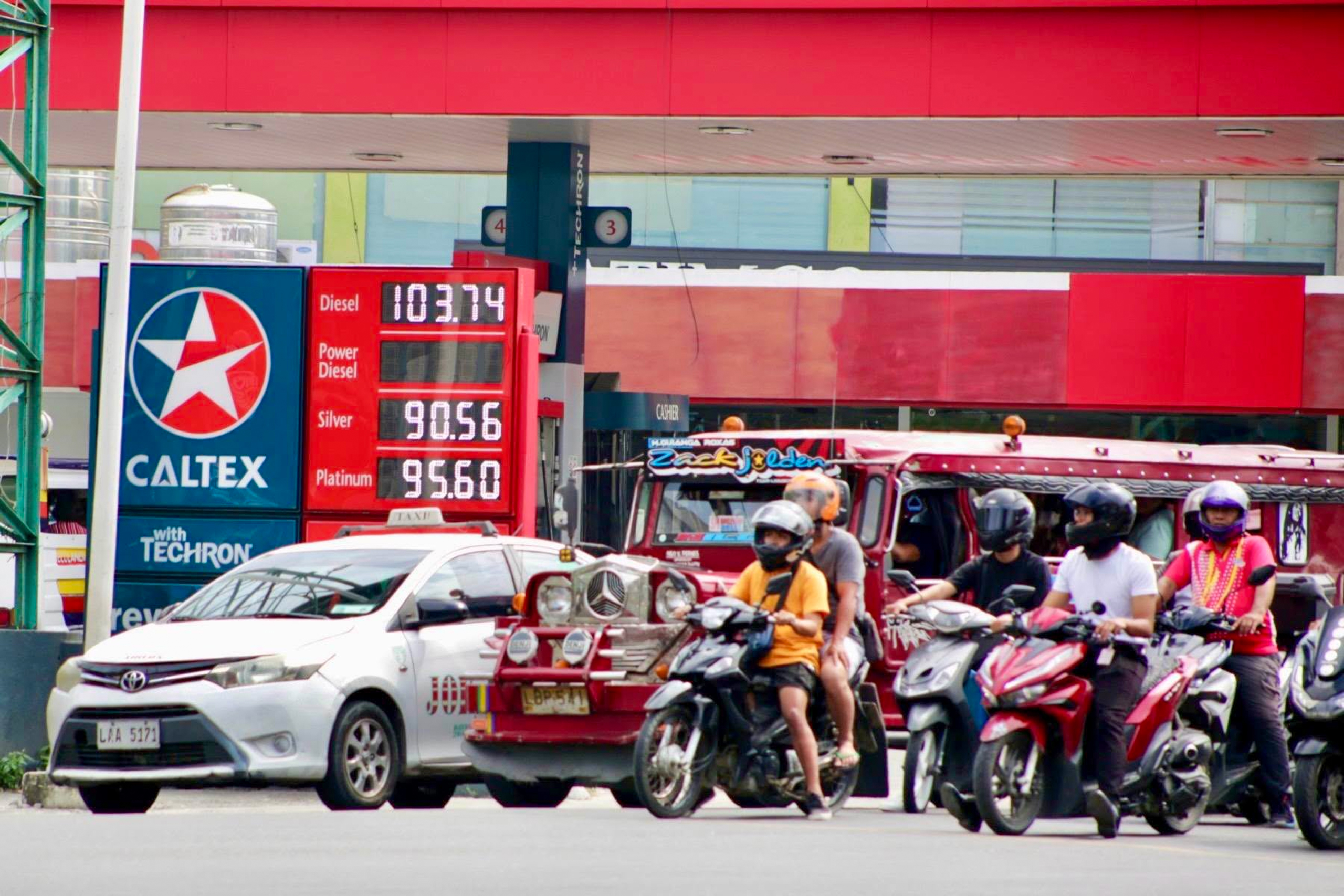 DOF OKs LPG, kerosene excise tax cuts, but not gas, diesel