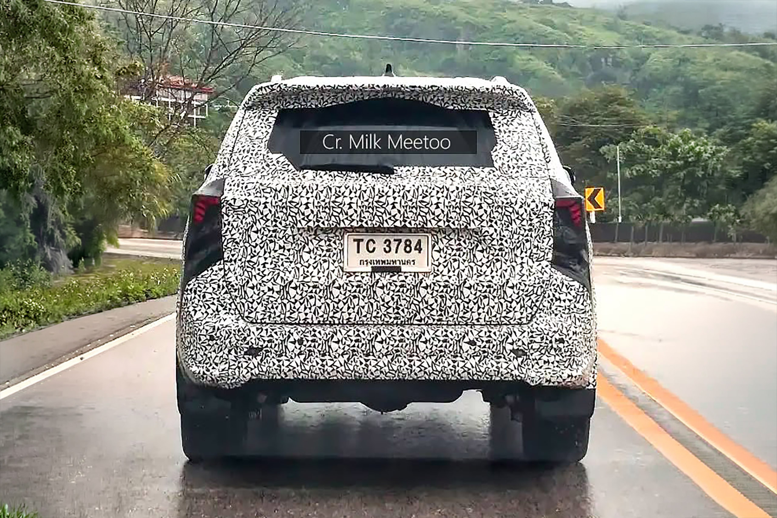 Upcoming 2027 Toyota Fortuner update spotted testing anew