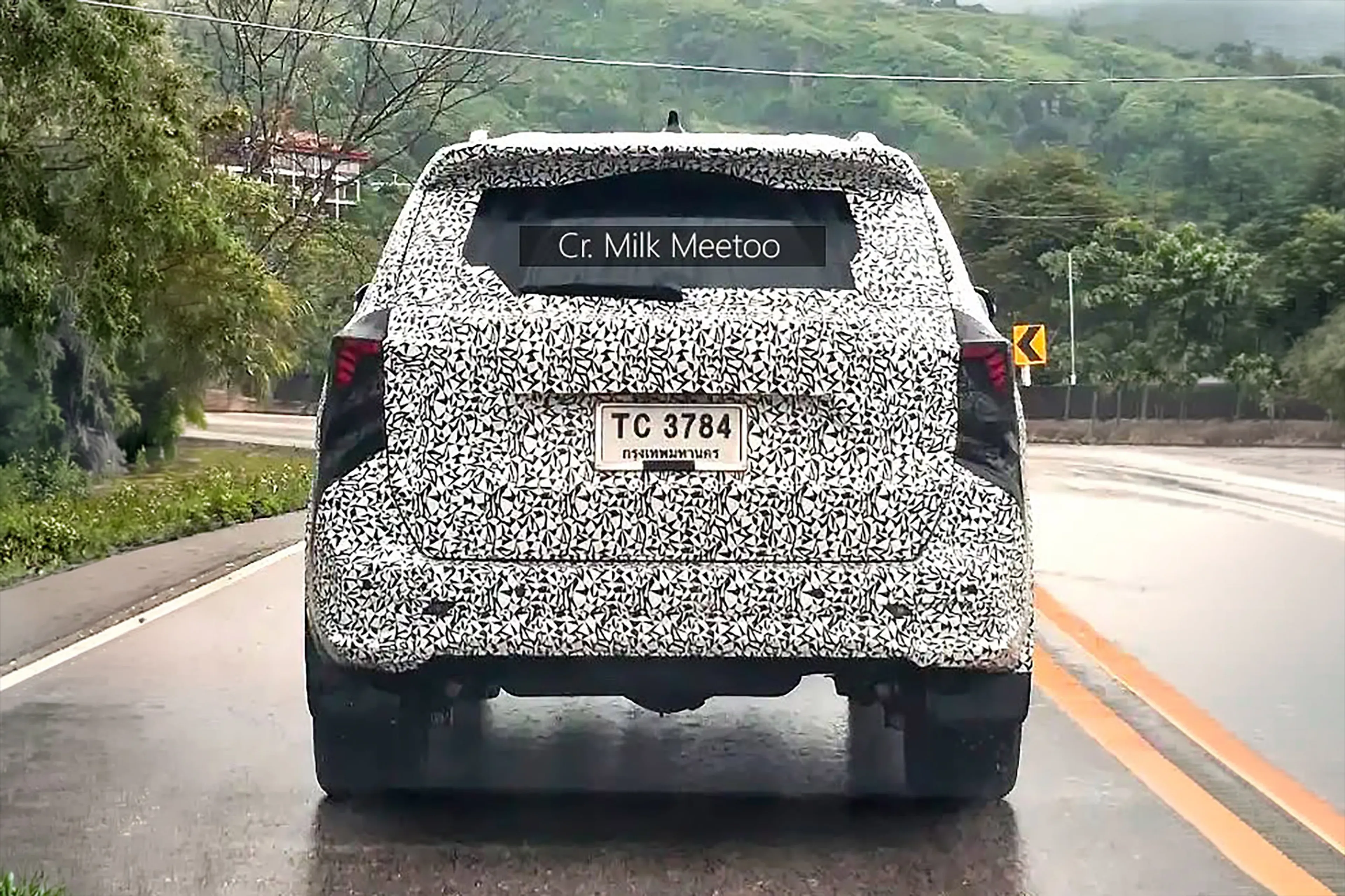 Upcoming 2027 Toyota Fortuner update spotted testing anew