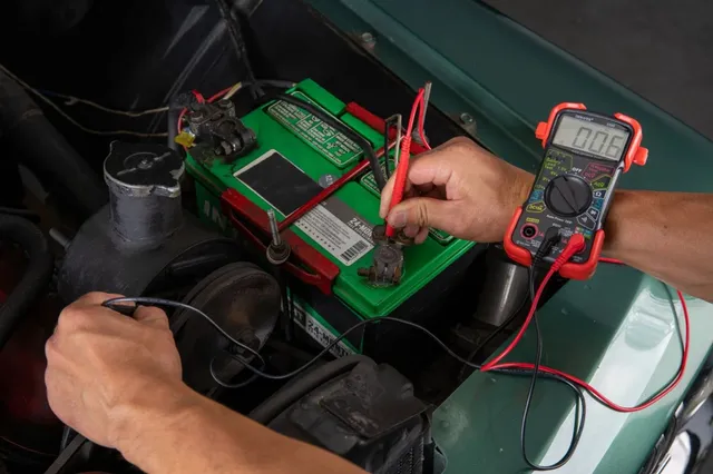 Computer Battery Multimeter Battery Drain: Why is my car losing charge? | AutoIndustriya