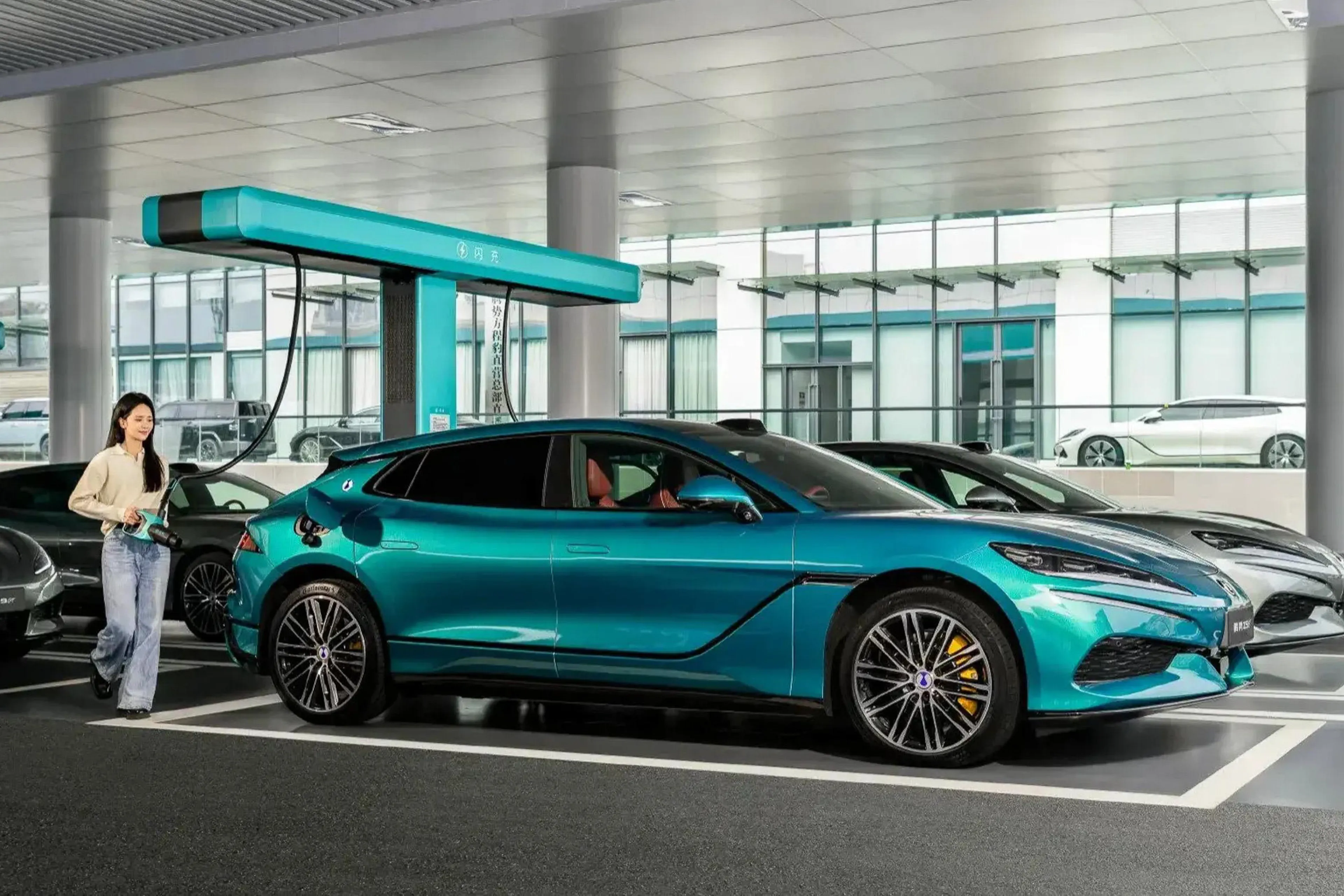 BYD's 1,500 kW Flash Charging coming to PH in 2027