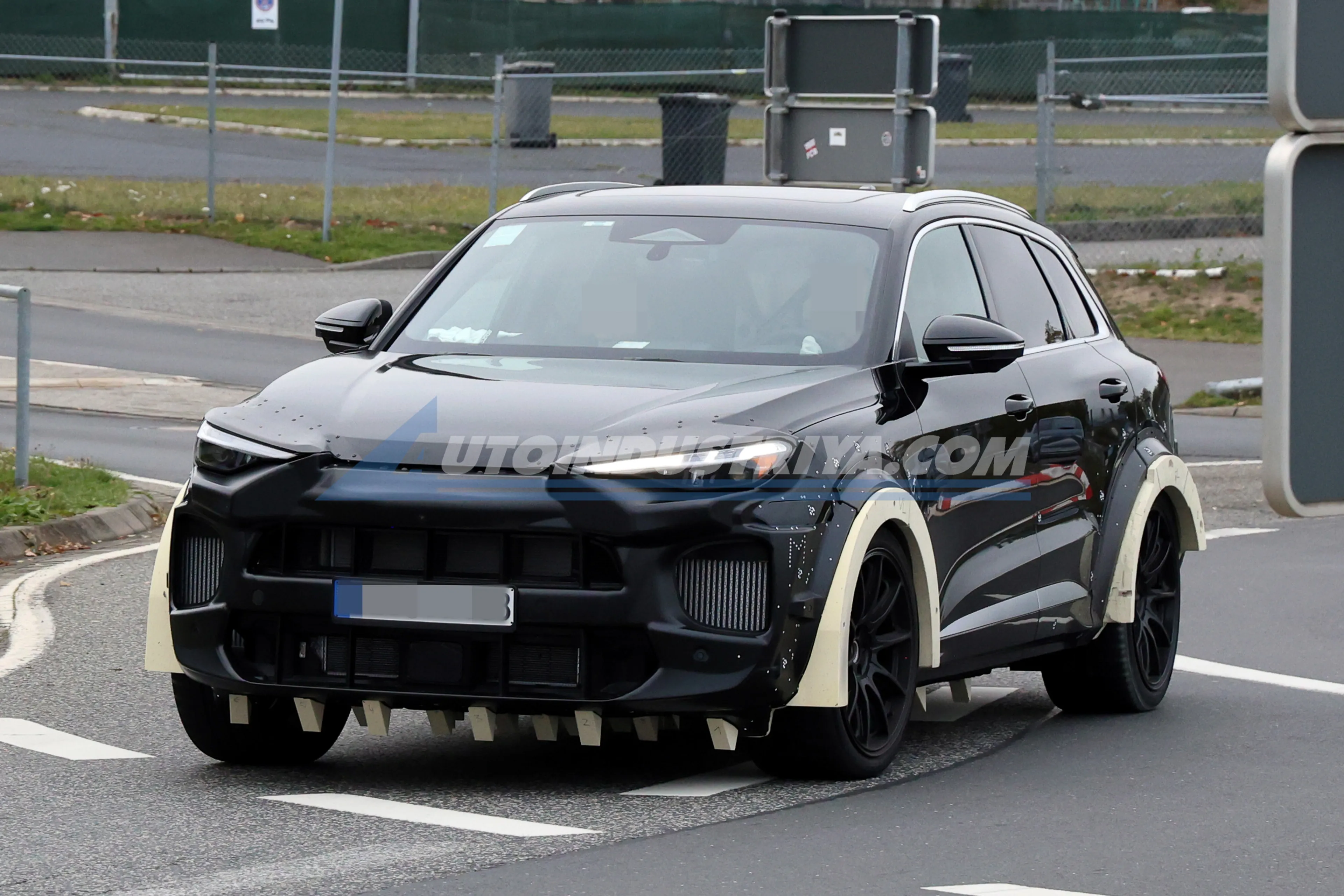 Porsche’s gas-fed Project Octan spied testing again at Nürburgring