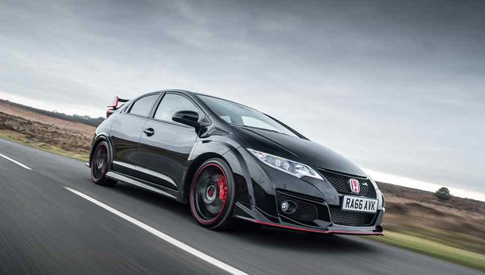 Limited 2017 Honda Civic Type R Black Edition unleashed | AutoIndustriya