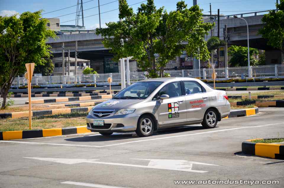 Should the LTO outsource the driver's exam?