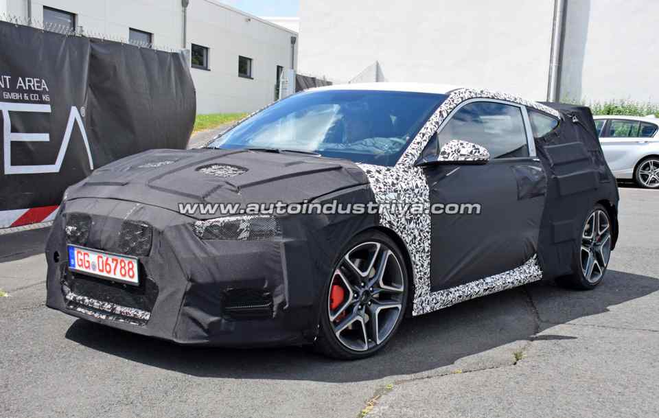 Spied: 2019 Hyundai Veloster Turbo N prototype sighted