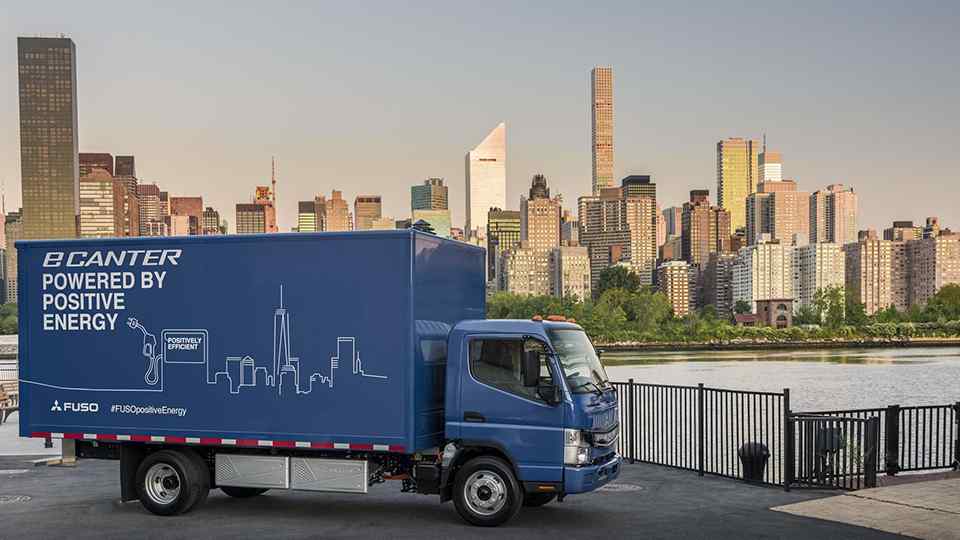 Mitsubishi Fuso eCanter electric truck makes US debut with UPS