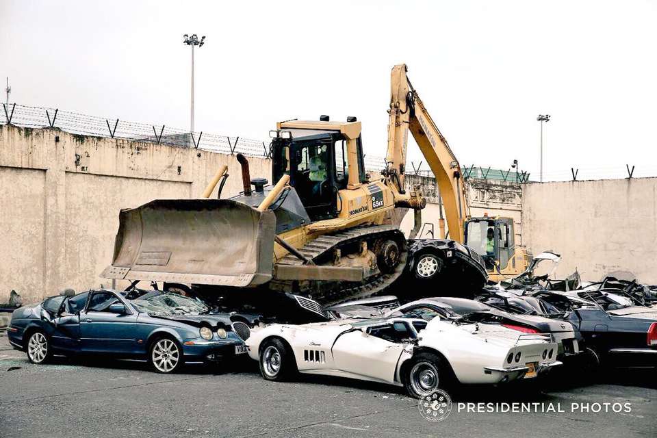 WATCH: 1969 Corvette Stingray painfully crushed to 'warn future smugglers'