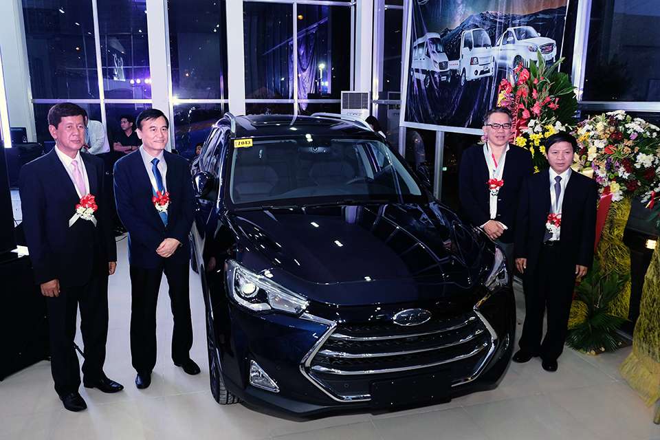 JAC Motors opens first car dealership in the Philippines