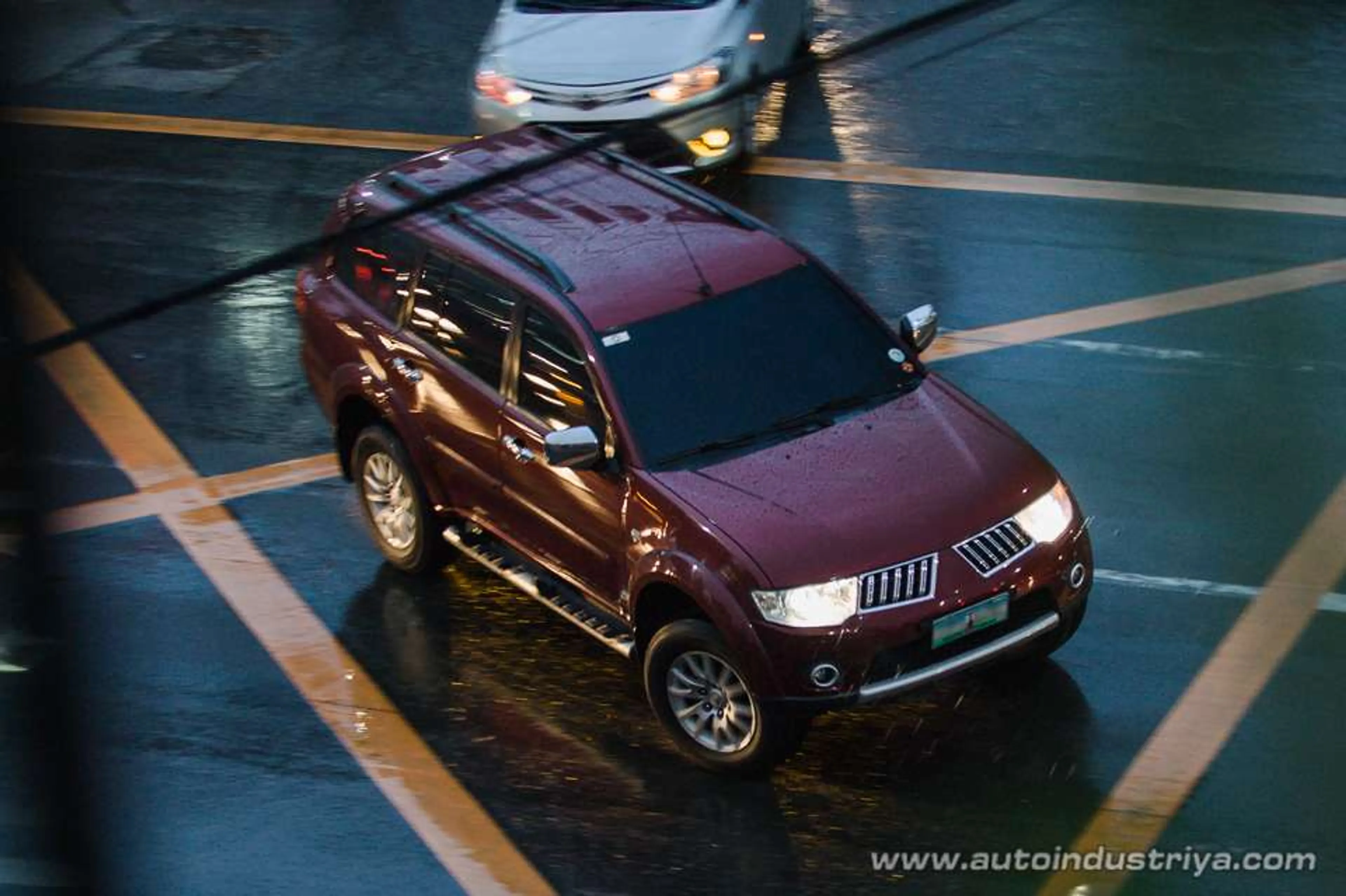 8 simple ways to prepare your SUV for wet weather driving