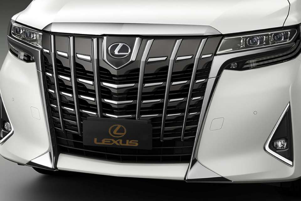 Lexus version of Toyota Alphard minivan could be great for our